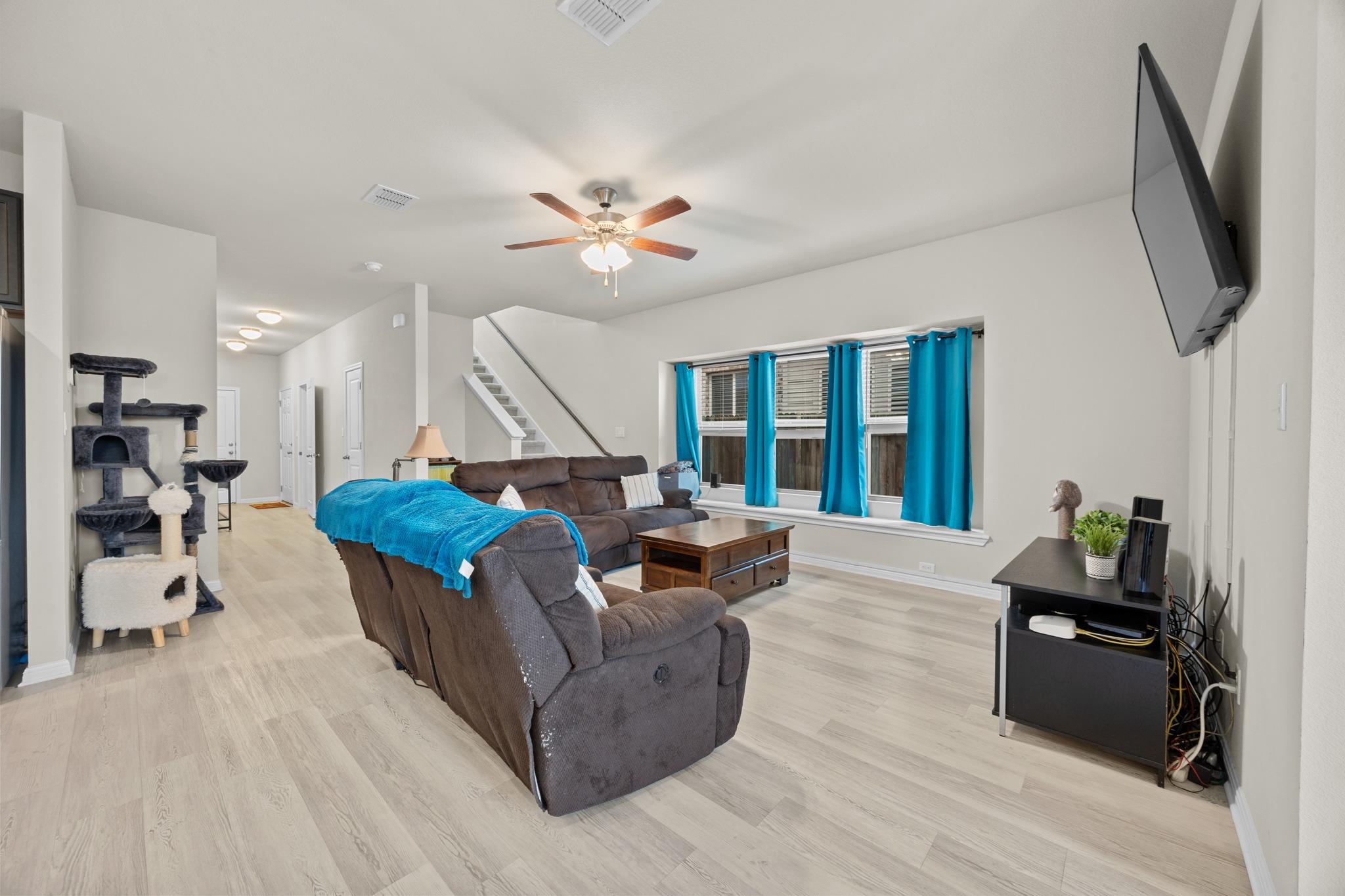 558 Nautical Loop, Kyle, TX 78640