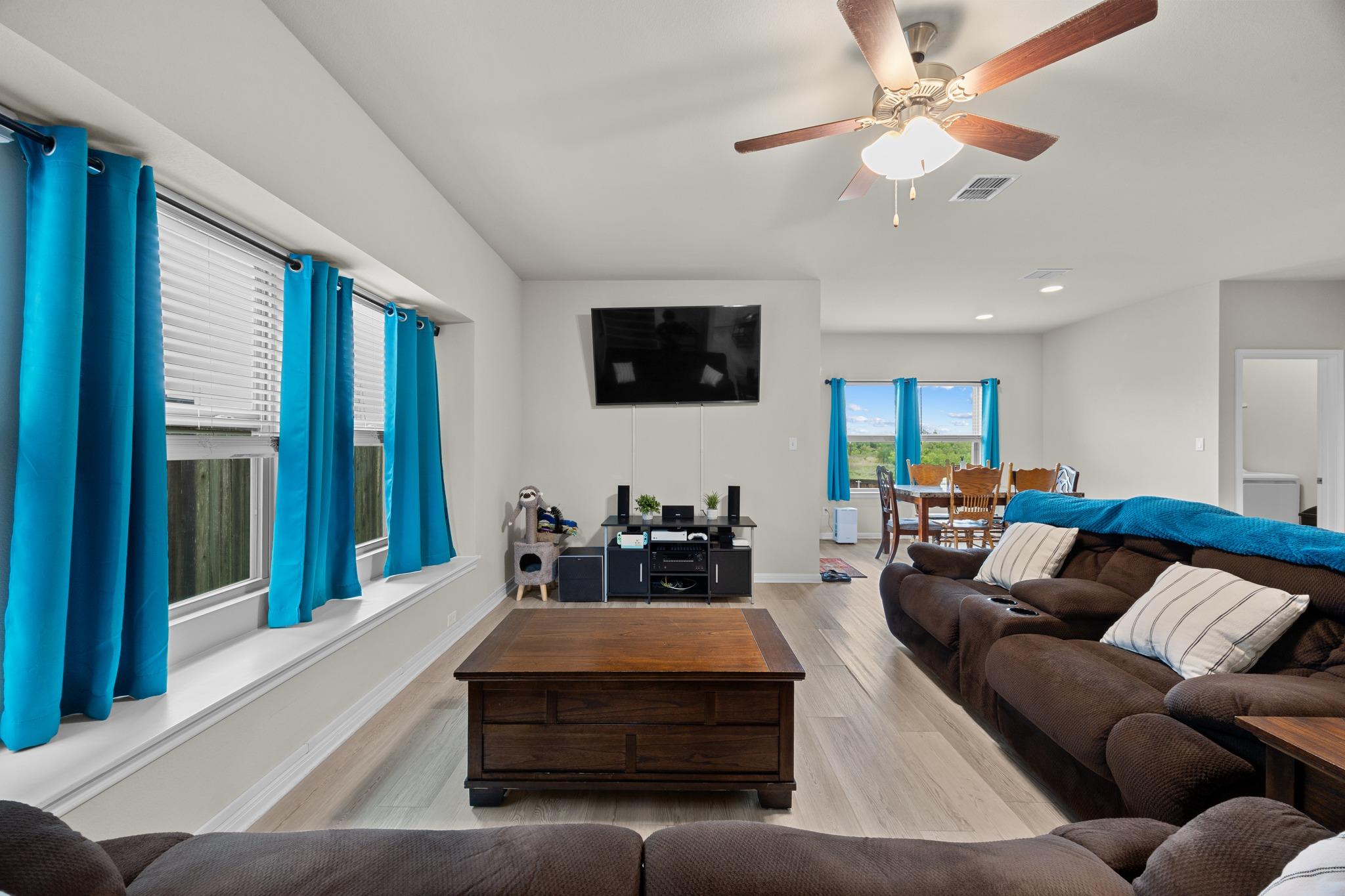 558 Nautical Loop, Kyle, TX 78640