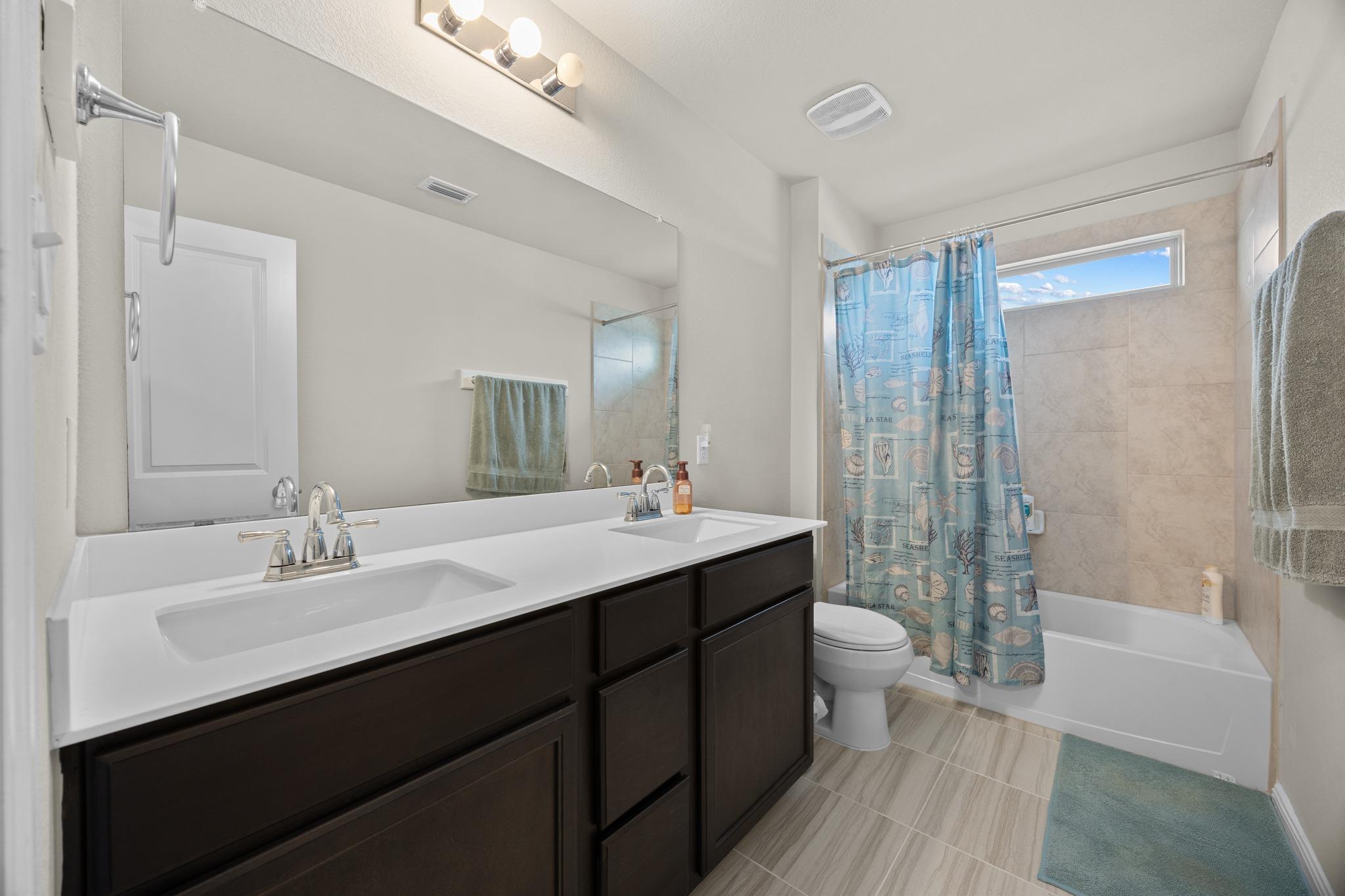 558 Nautical Loop, Kyle, TX 78640
