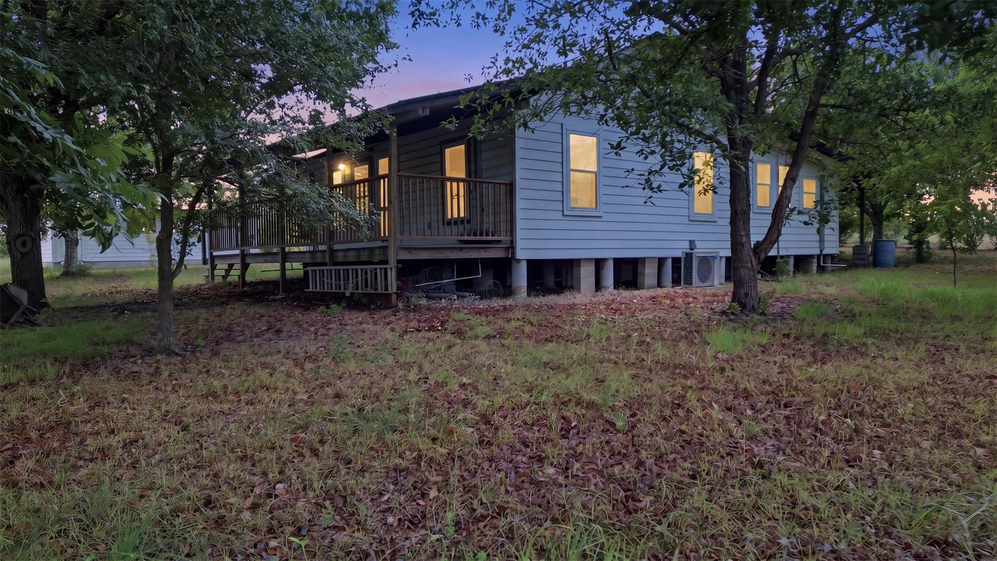 11615 Kingsbury Rd, Kingsbury, TX 78638