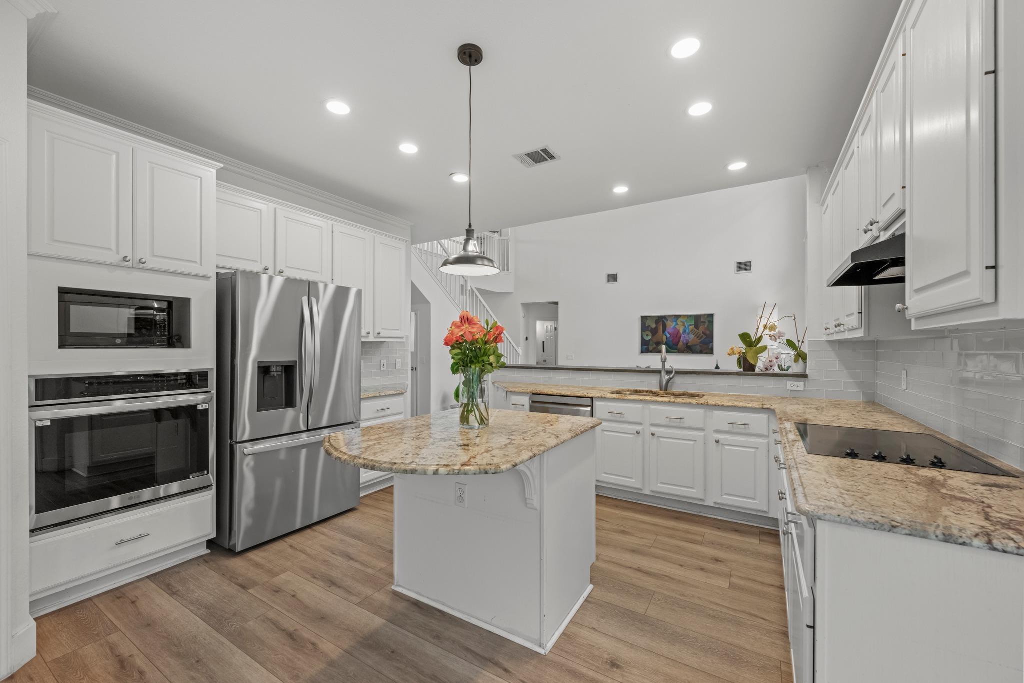 12329 Pleasant Hill Ct, Austin, TX 78738