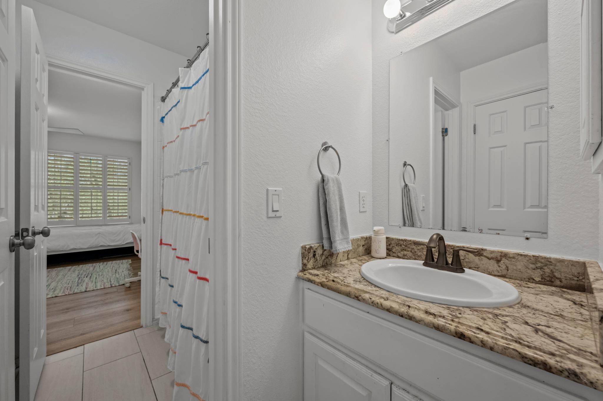 12329 Pleasant Hill Ct, Austin, TX 78738
