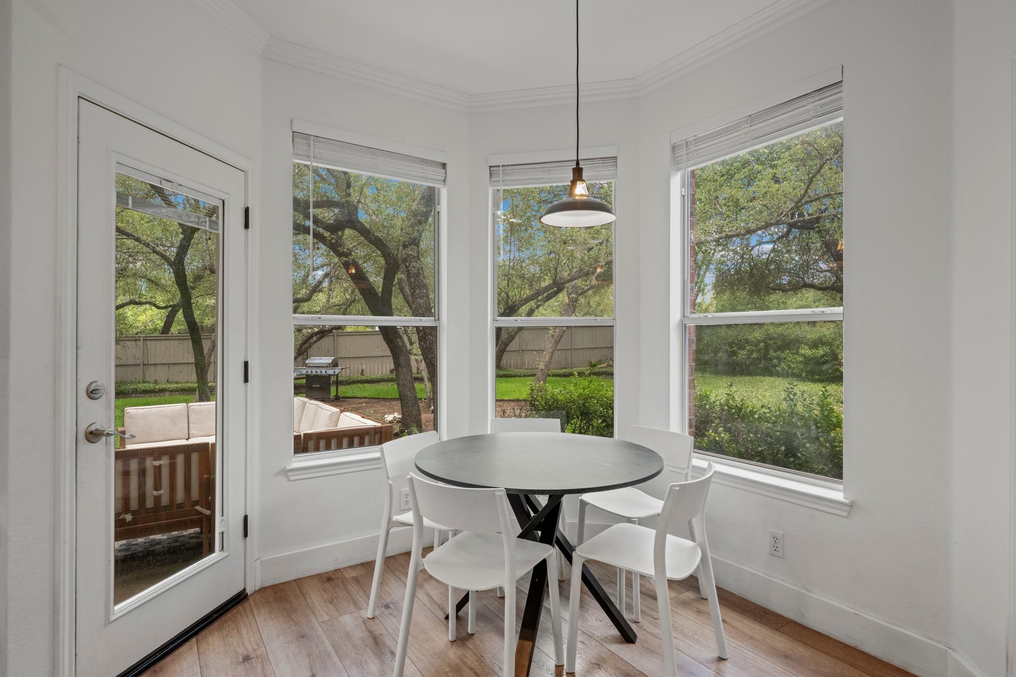 12329 Pleasant Hill Ct, Austin, TX 78738