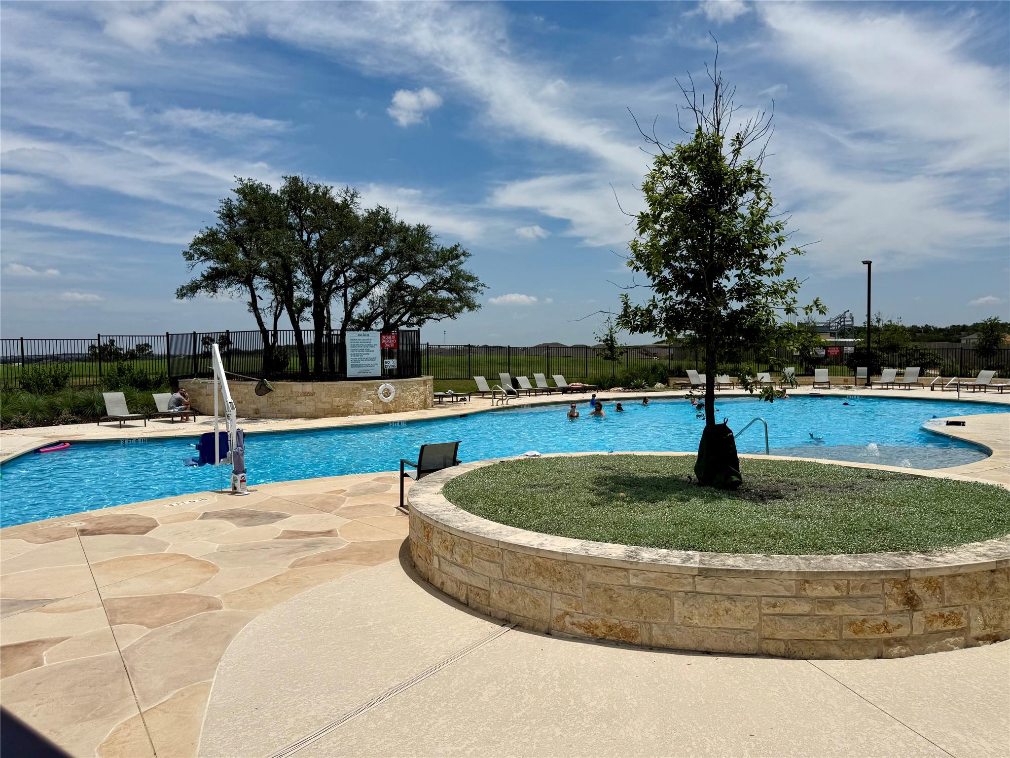 785 Sue Peaks Loop, Dripping Springs, TX 78620