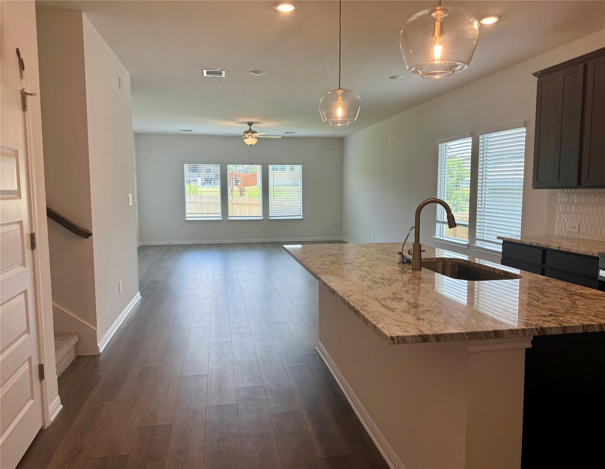 785 Sue Peaks Loop, Dripping Springs, TX 78620