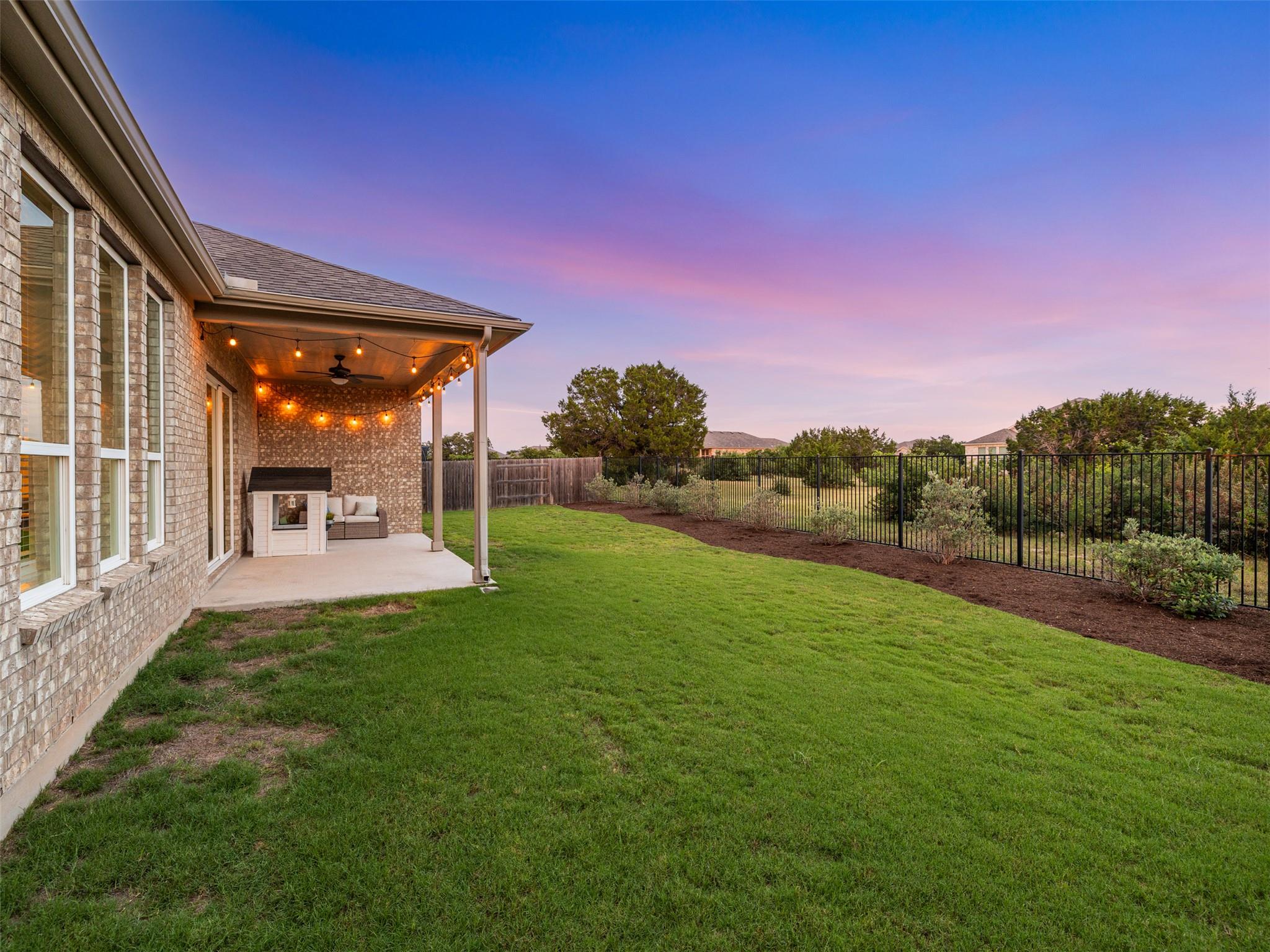 571 Climbing Rock Loop, Dripping Springs, TX 78620