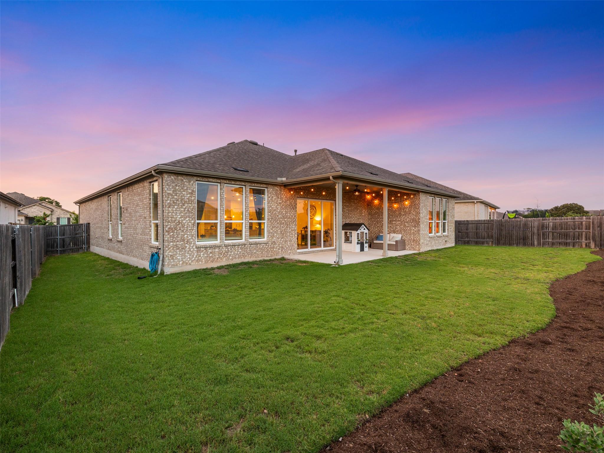 571 Climbing Rock Loop, Dripping Springs, TX 78620