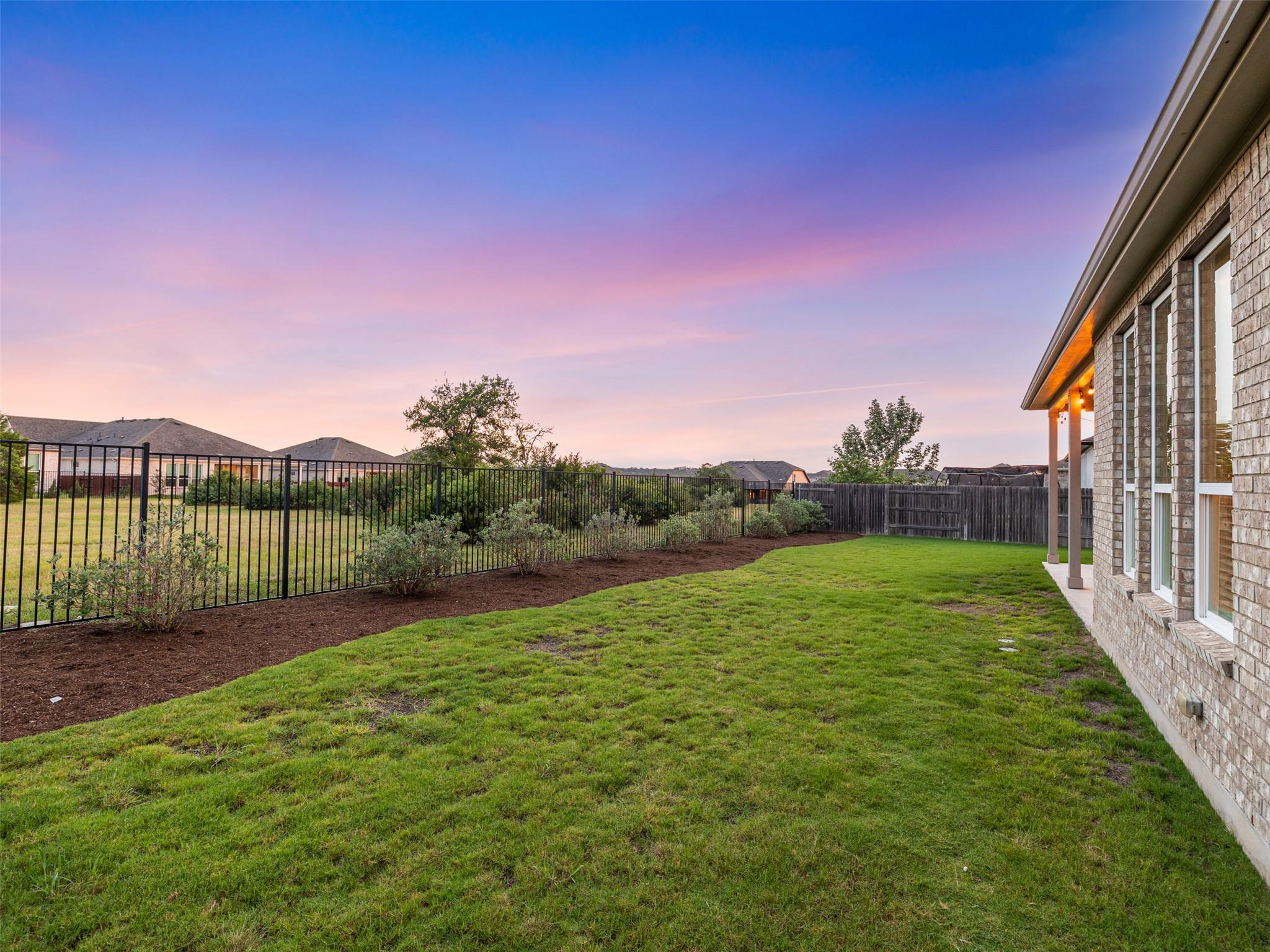 571 Climbing Rock Loop, Dripping Springs, TX 78620