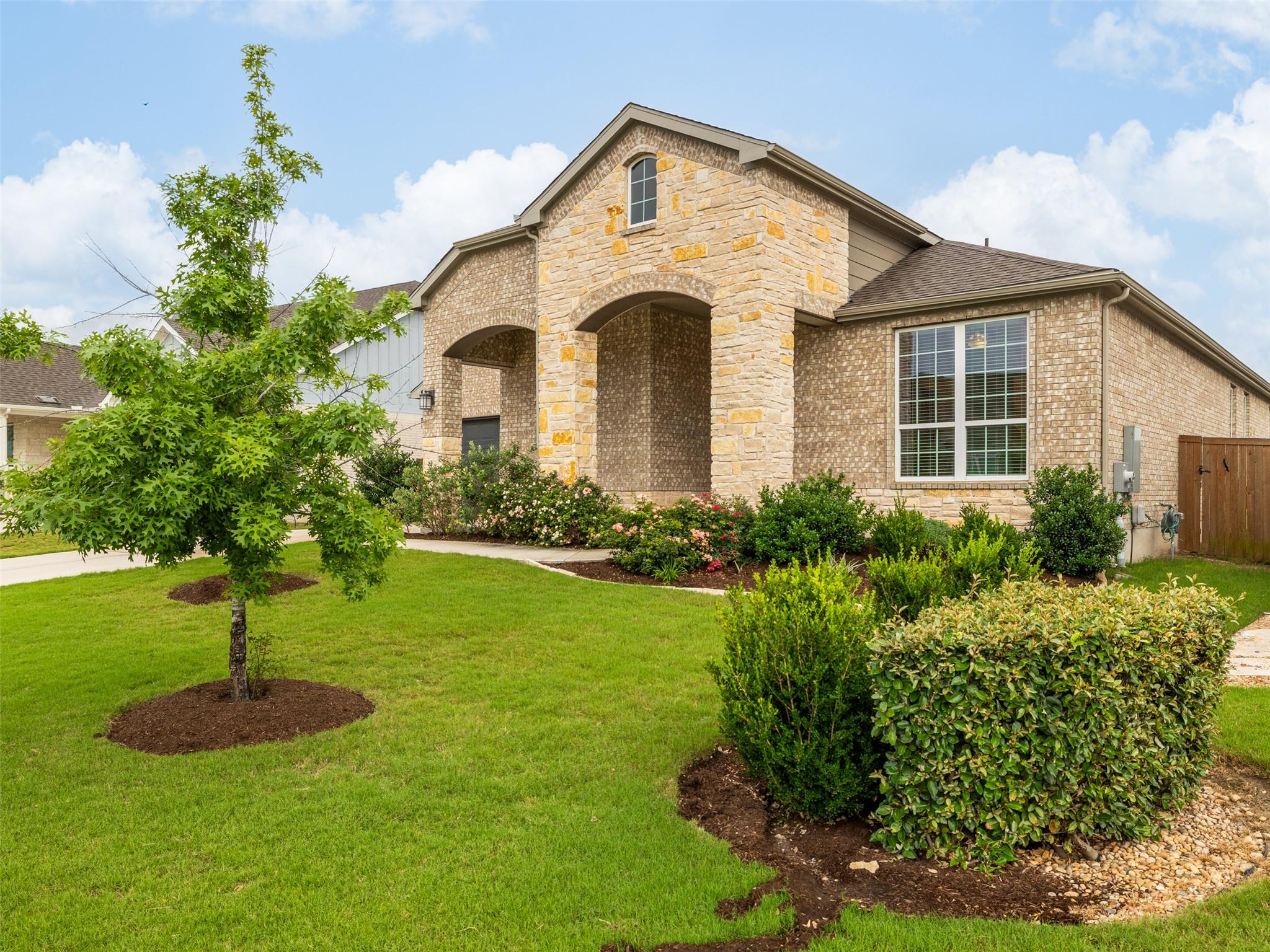 571 Climbing Rock Loop, Dripping Springs, TX 78620