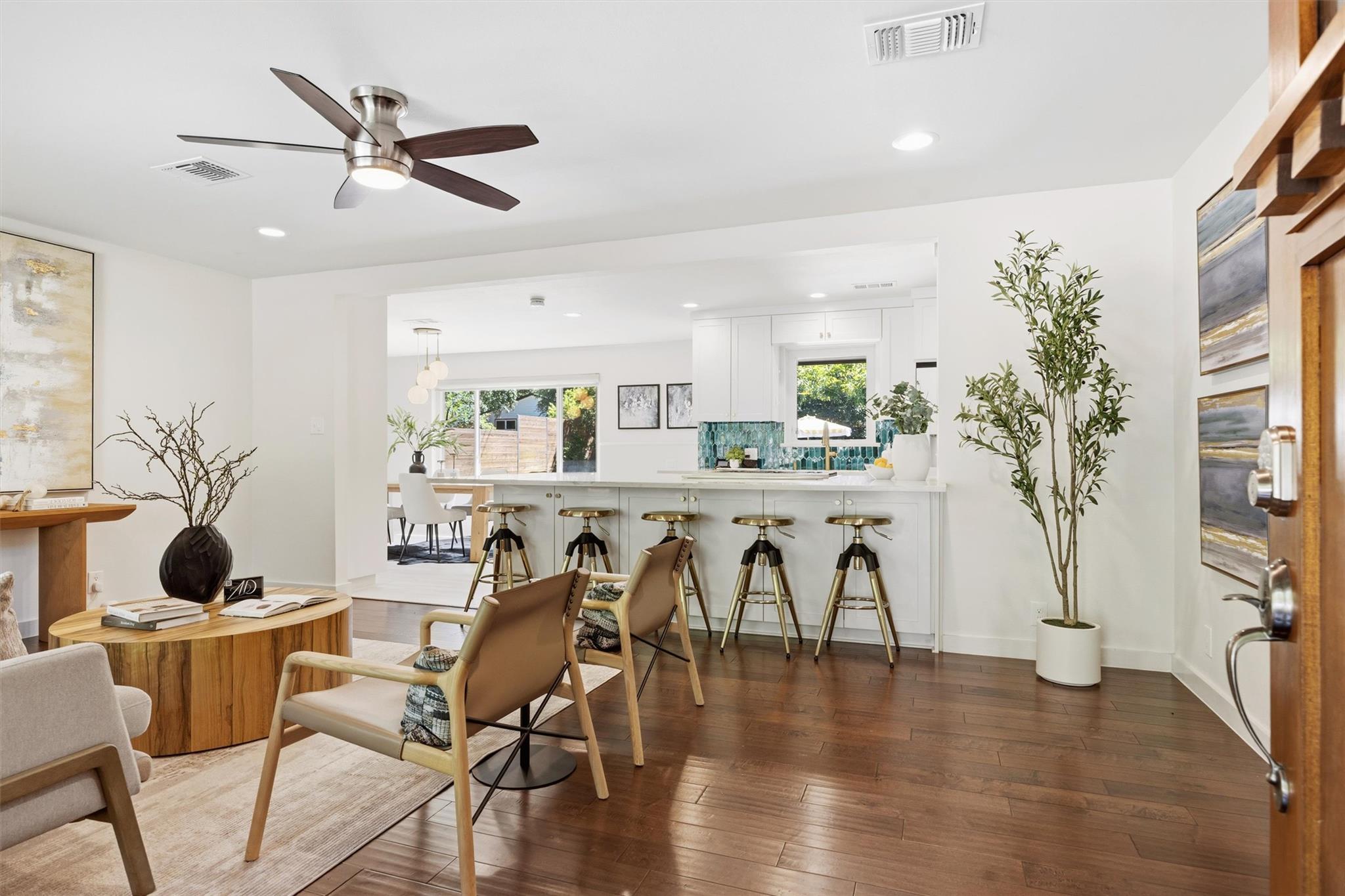 4801 Roundup Trl, Austin, TX 78745