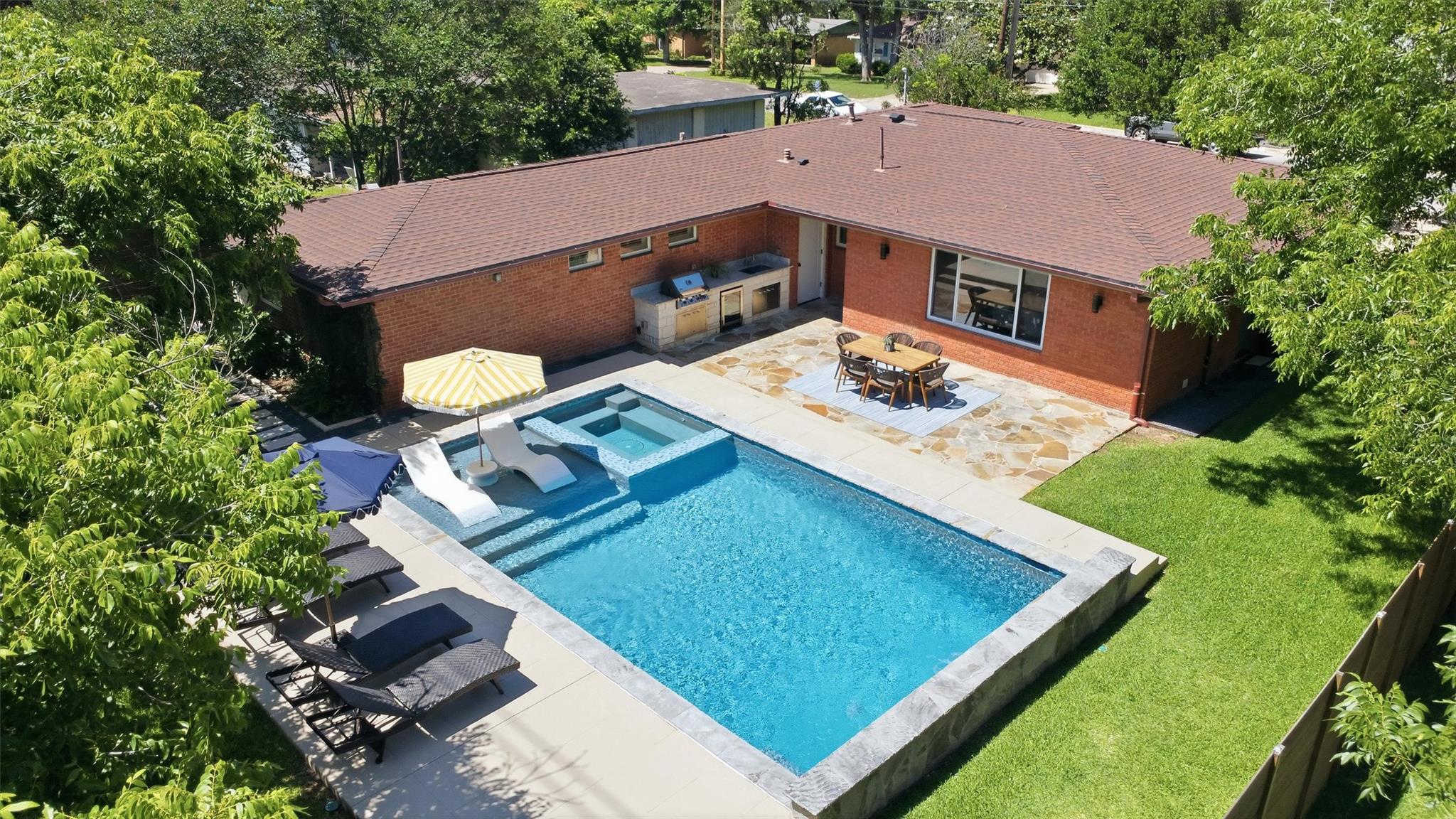 4801 Roundup Trl, Austin, TX 78745