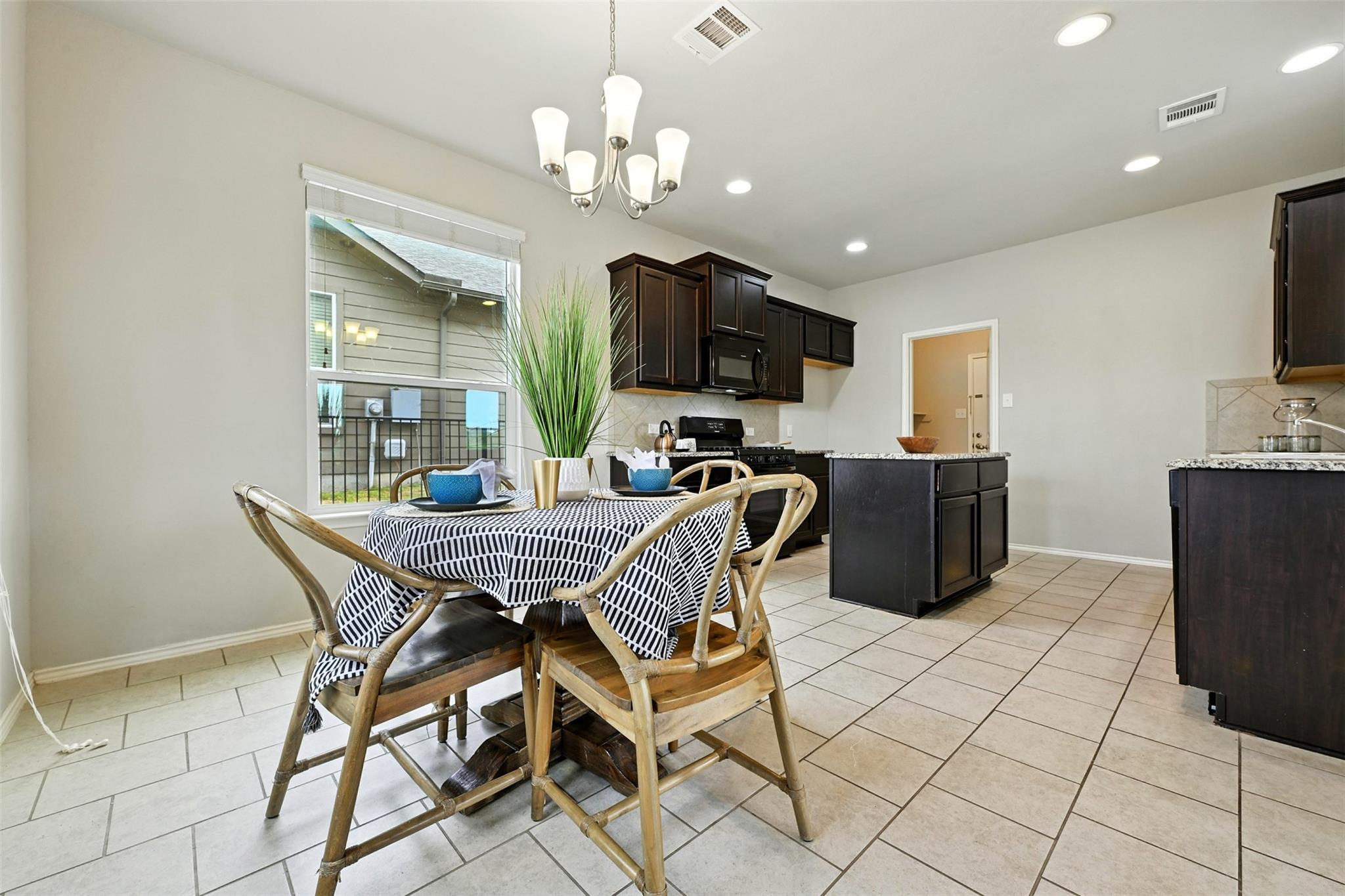 125 Windfield Path, San Marcos, TX 78666