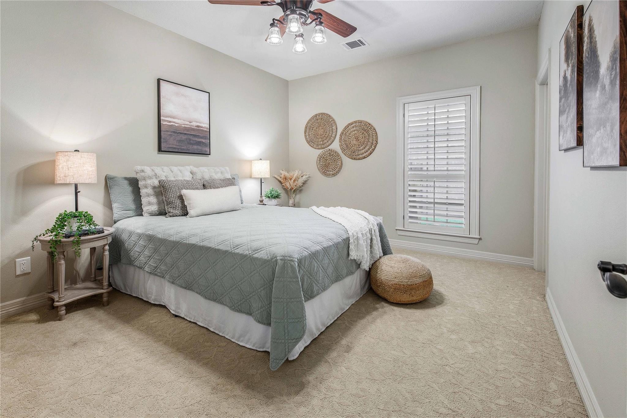 3914 Park Meadow Ln, Bryan, TX 77802