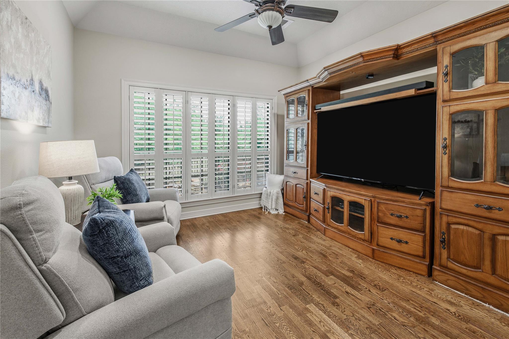 3914 Park Meadow Ln, Bryan, TX 77802