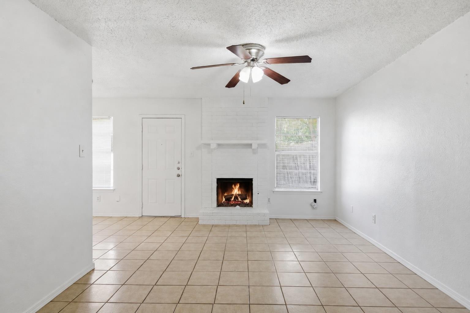 2412 Burleson Ct # A, Austin, TX 78741