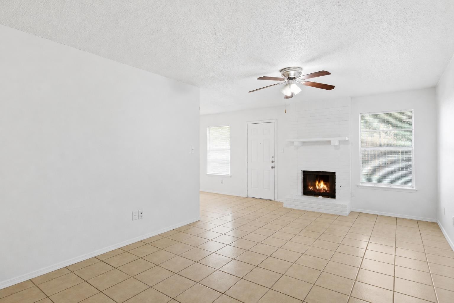 2412 Burleson Ct # A, Austin, TX 78741