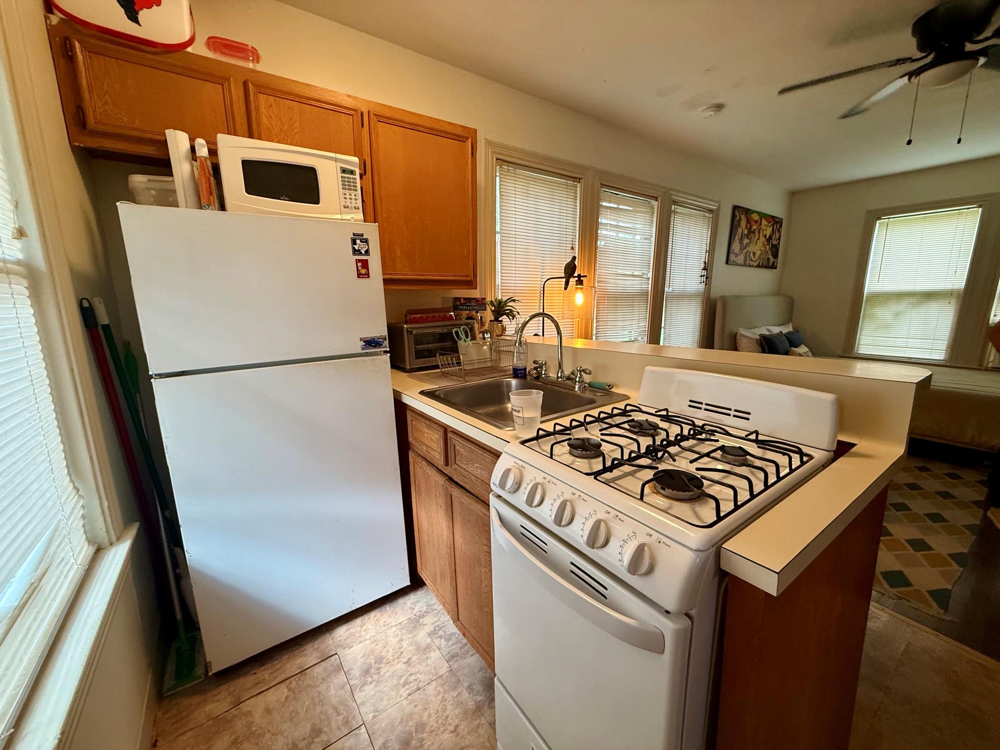 3305 Duval St # B, Austin, TX 78705