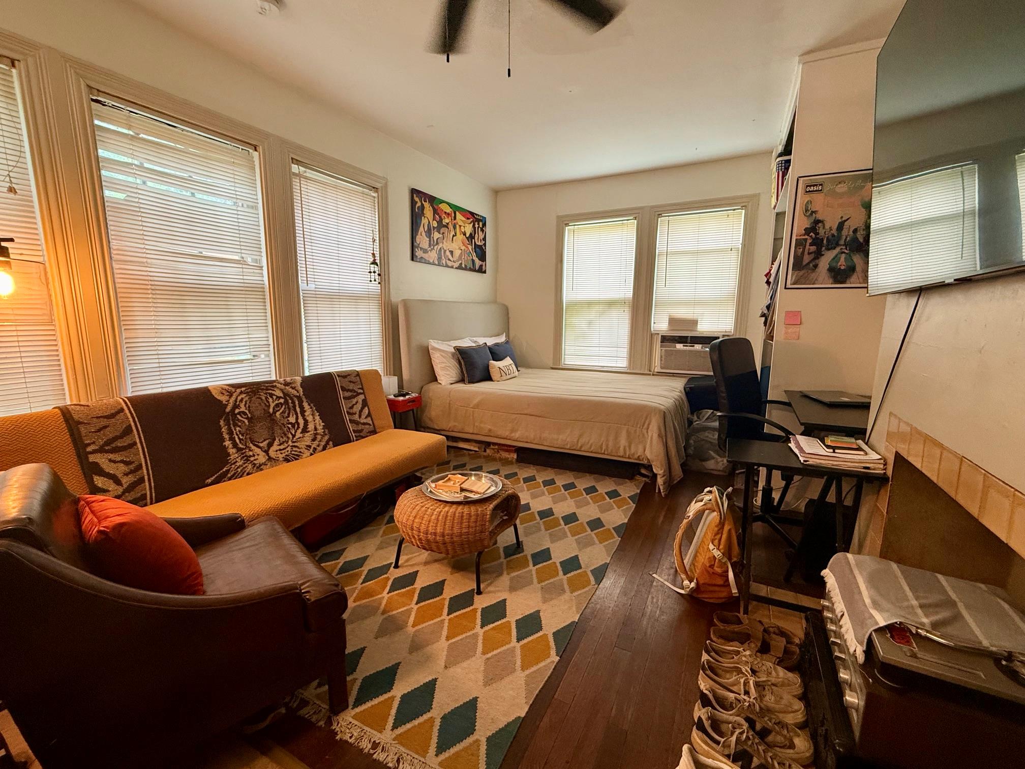 3305 Duval St # B, Austin, TX 78705