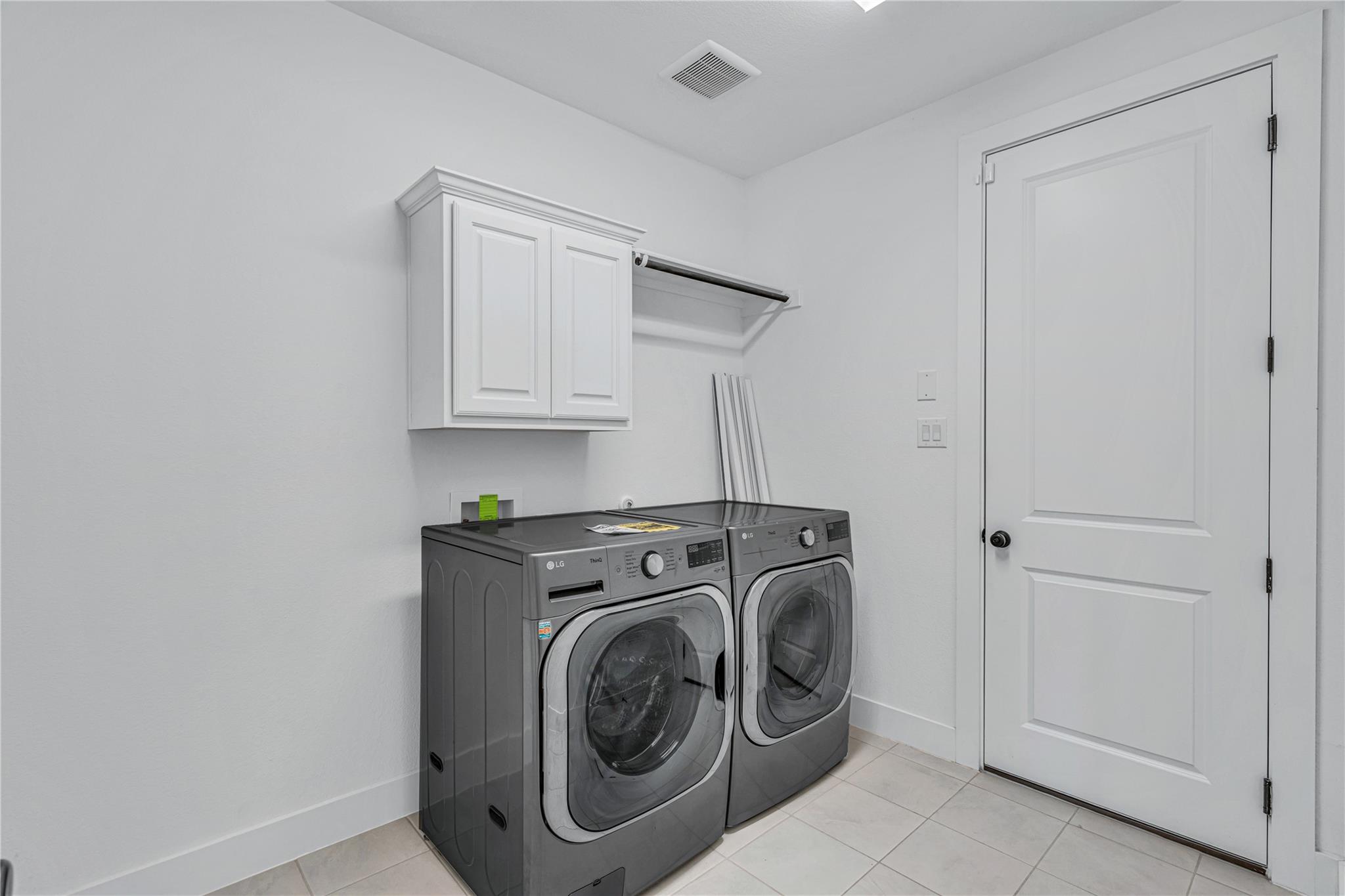 404 Hollister Dr, Liberty Hill, TX 78642