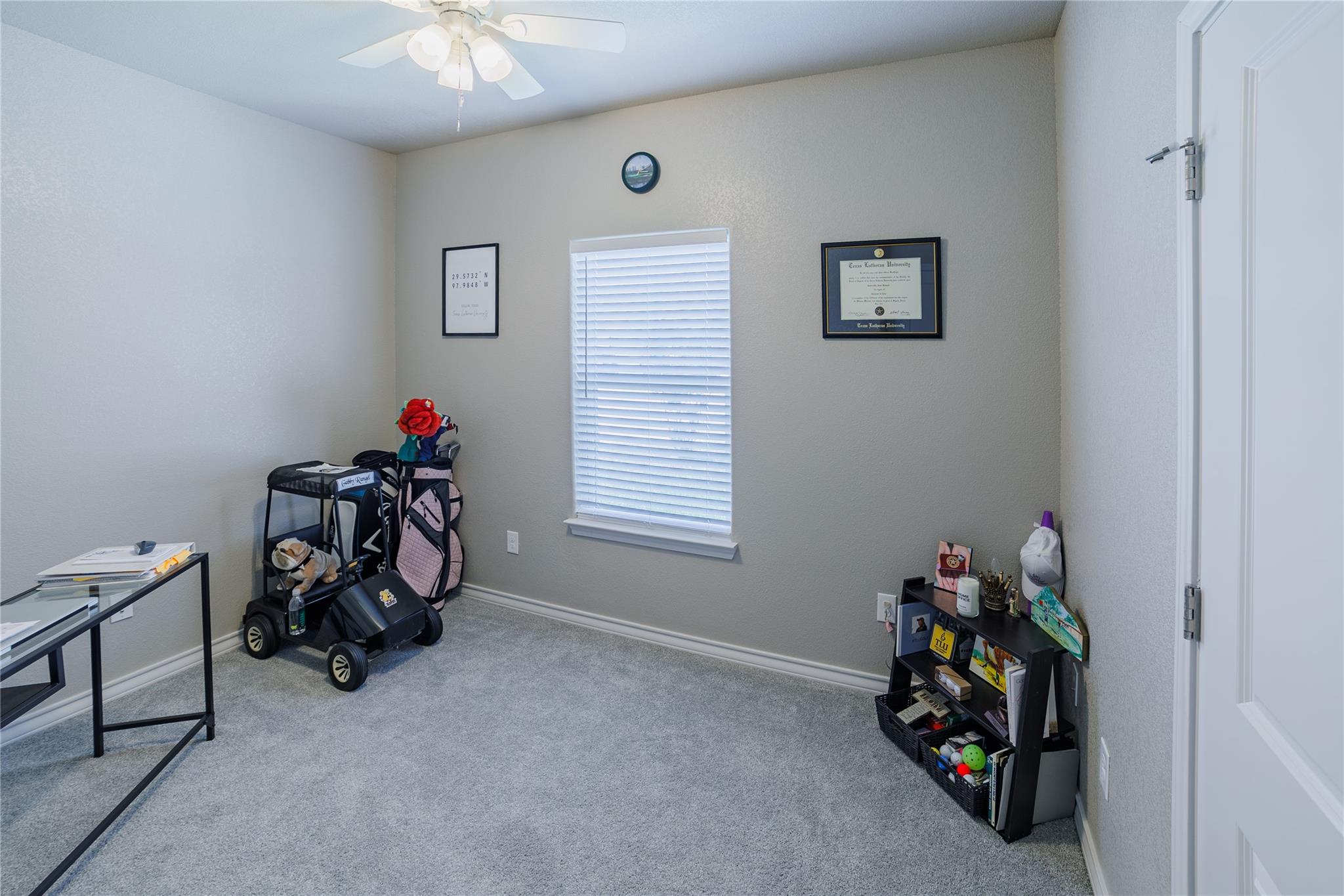 123 Navarro Xing # 12-A, Seguin, TX 78155