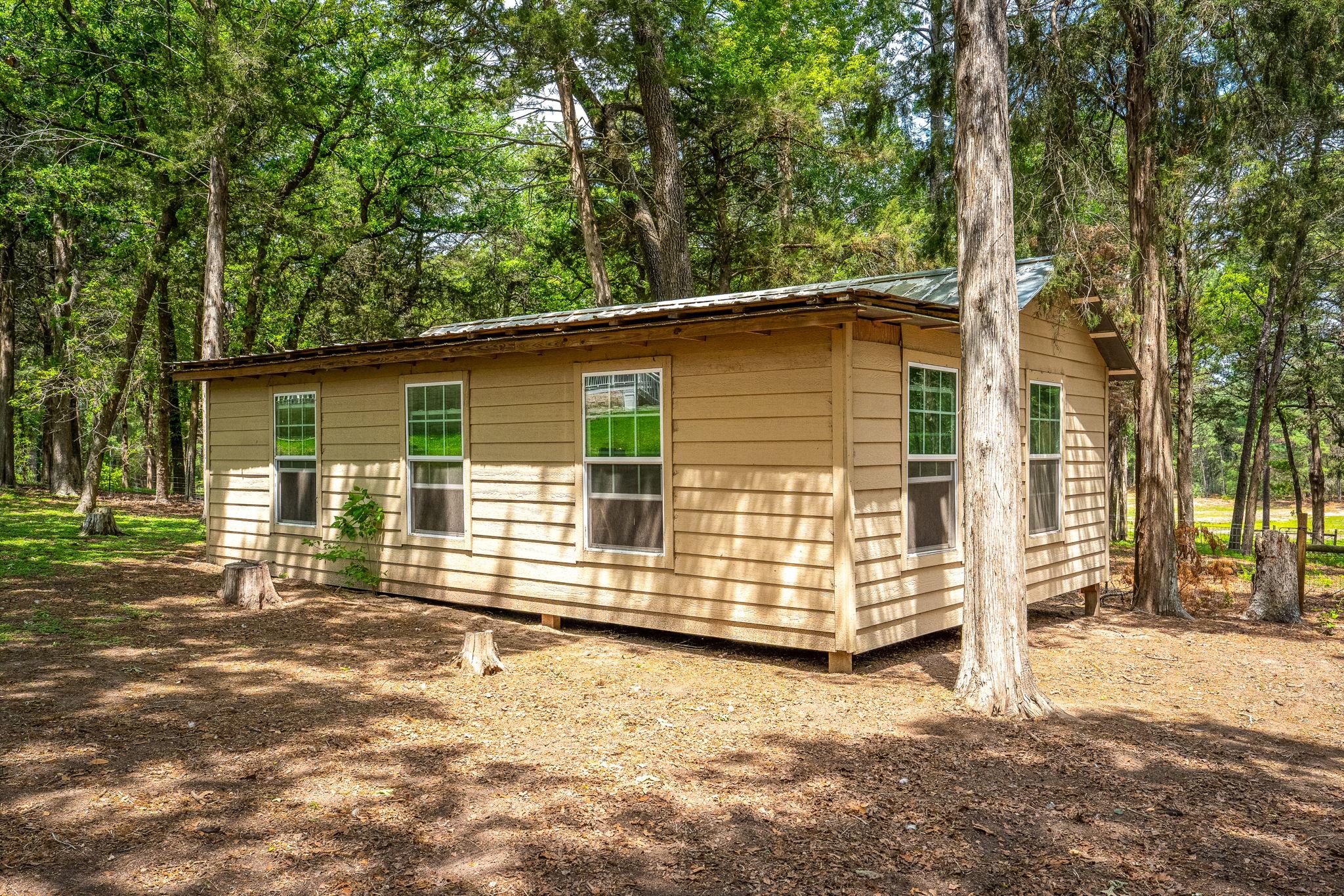 1055 BEECH CREST DR Dr, New Ulm, TX 78950