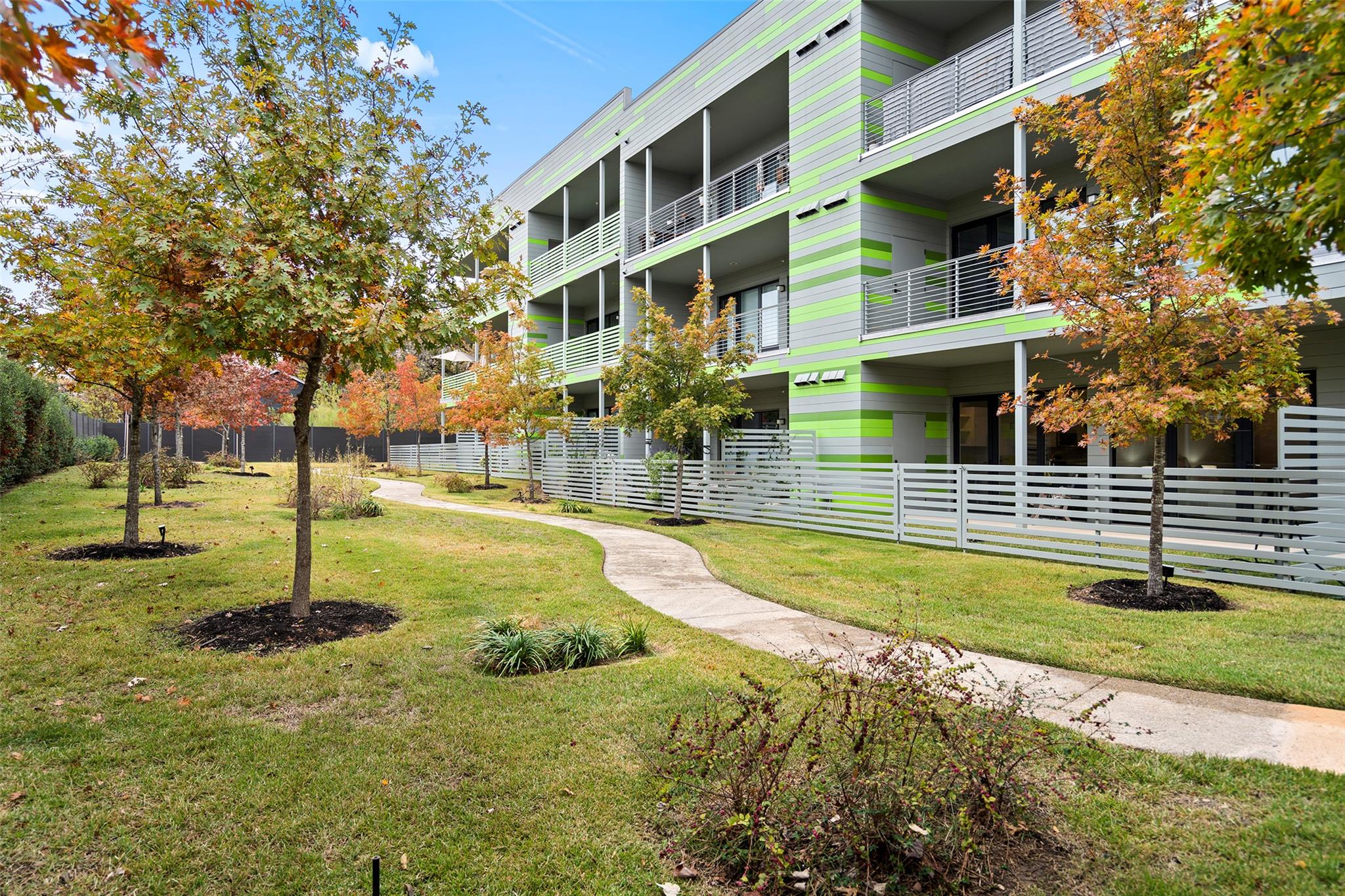 4004 Banister Ln # 309, Austin, TX 78704