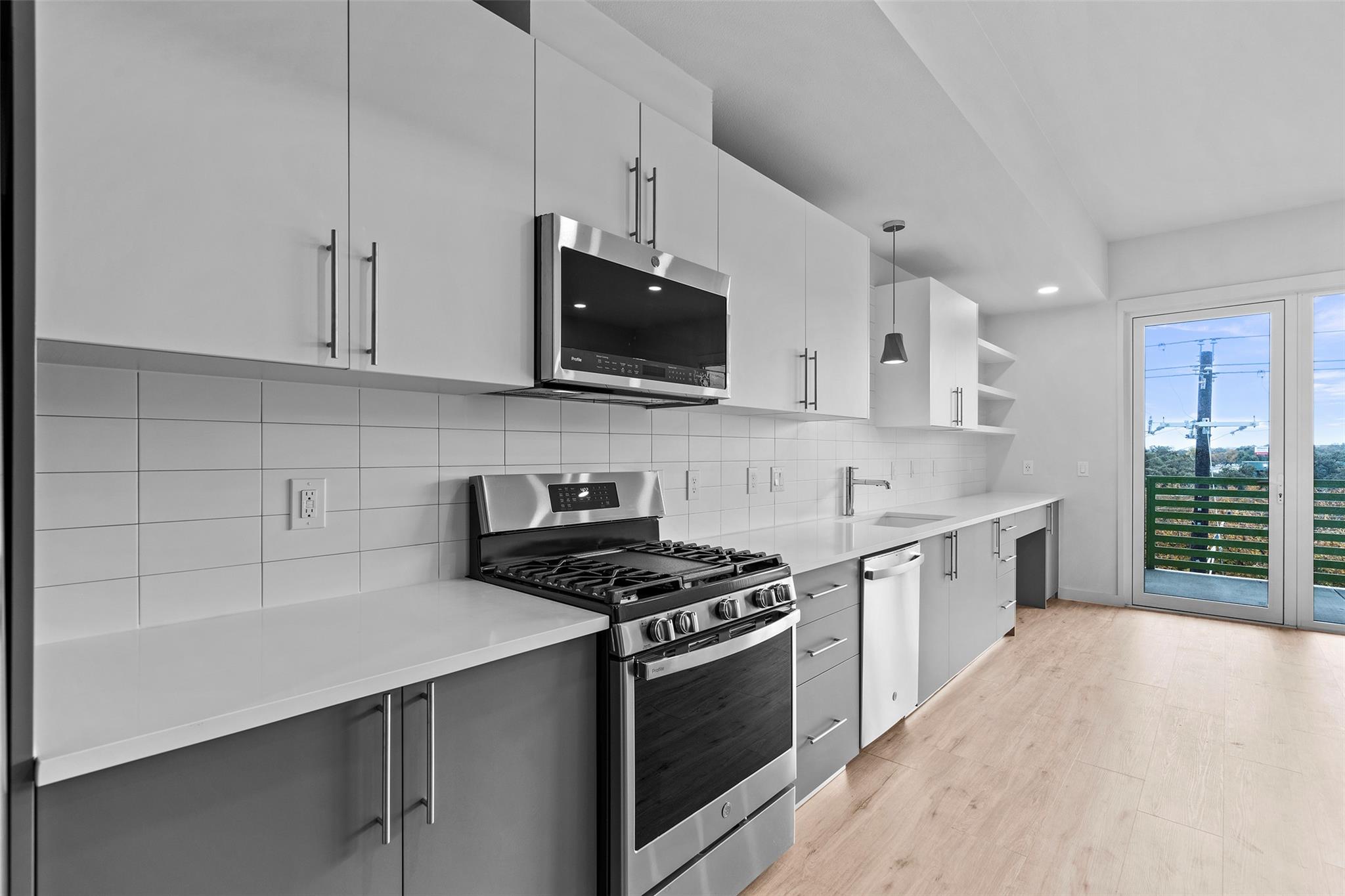 4004 Banister Ln # 309, Austin, TX 78704