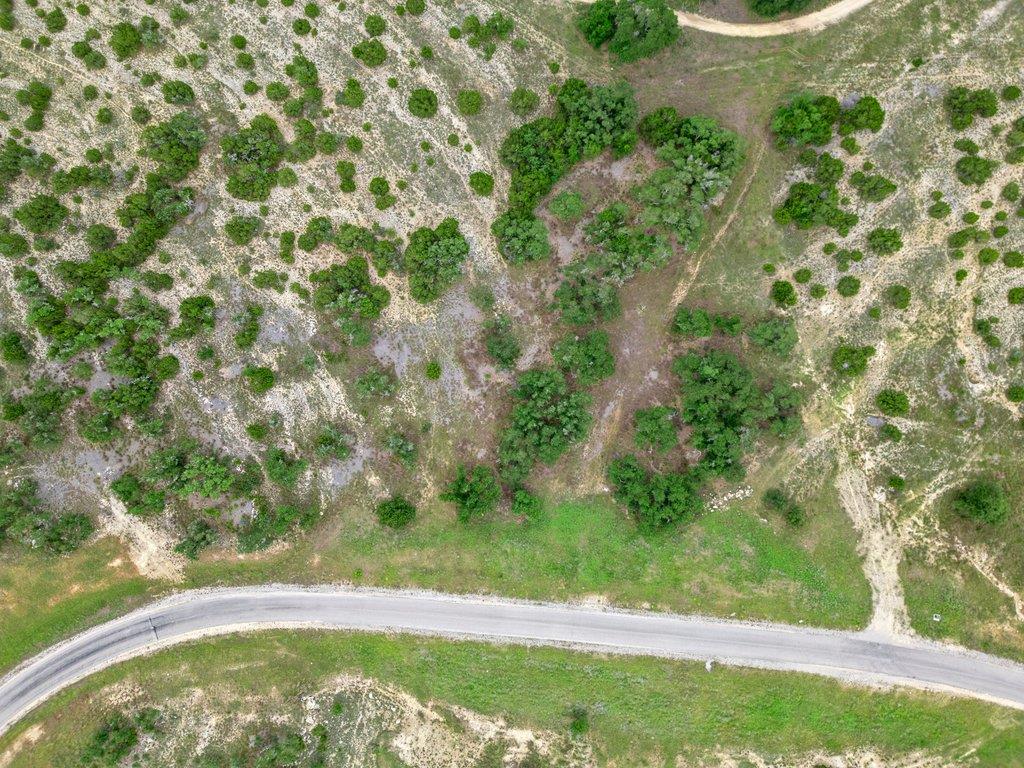 292 N Scenic Hills Ct, Blanco, TX 78606