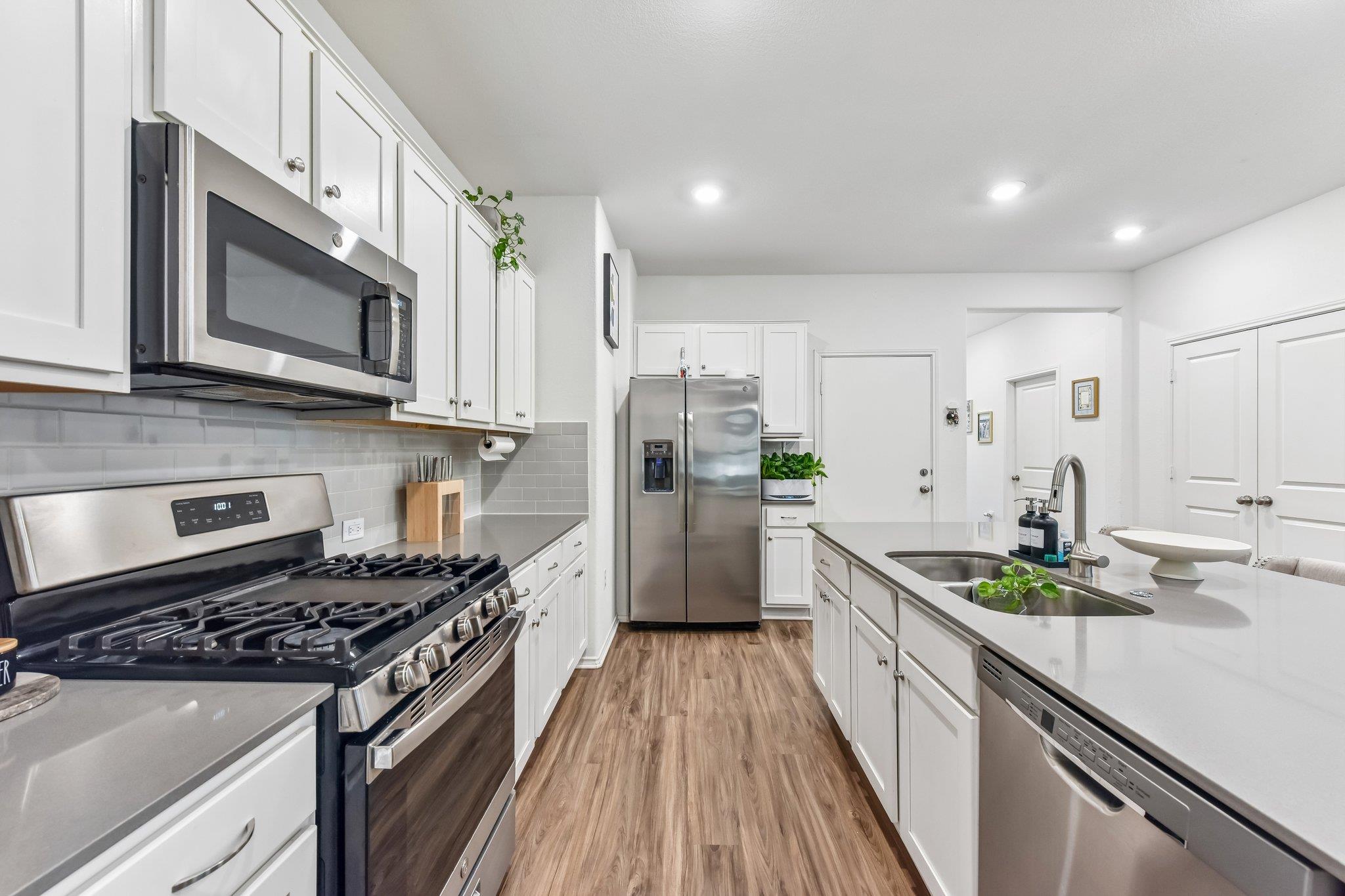 10219 Buster Dr, Austin, TX 78748