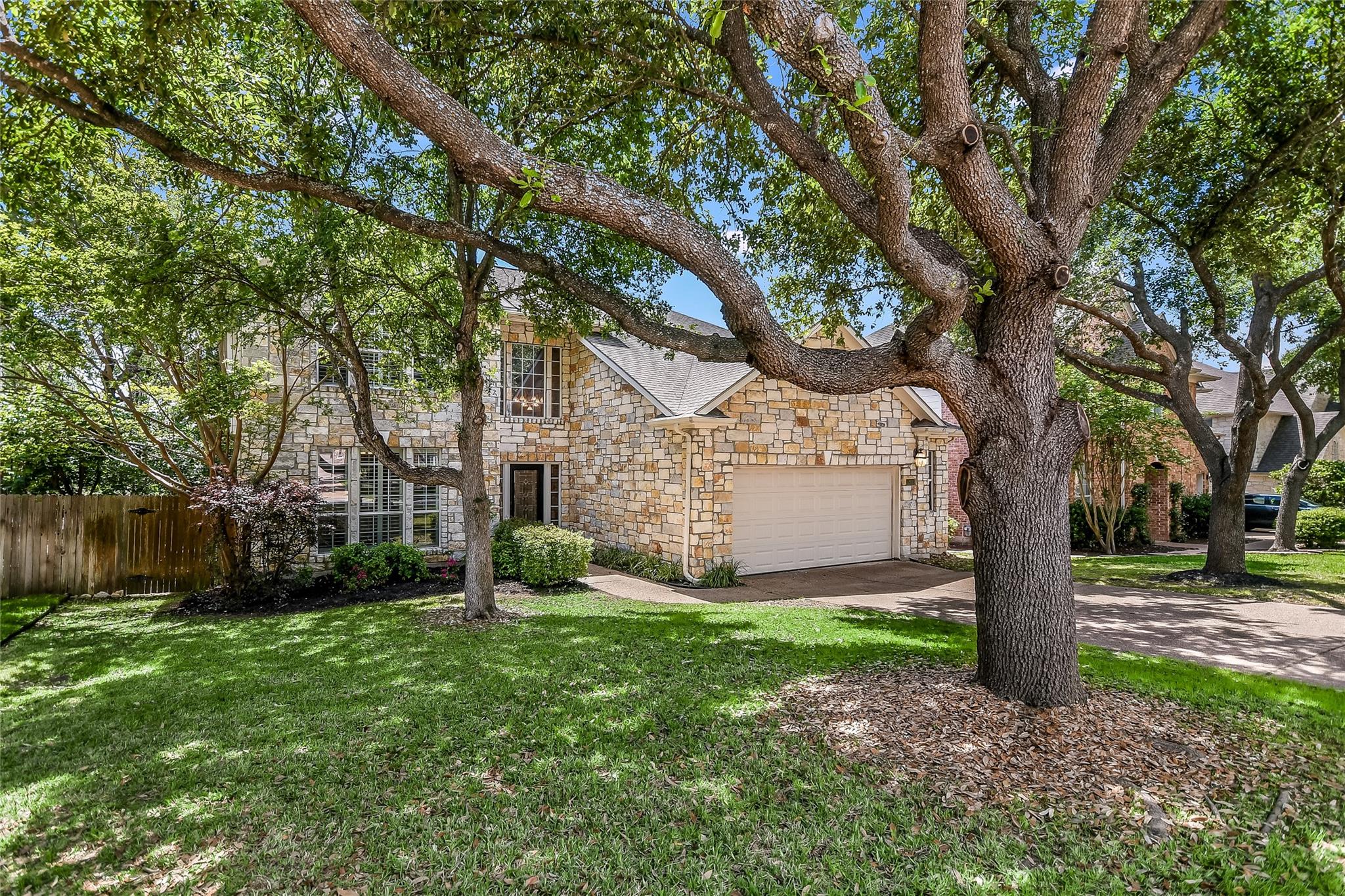 12935 Brigham Dr, Austin, TX 78732