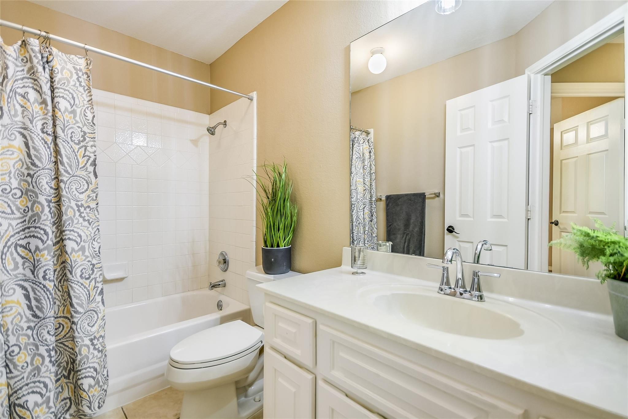 12935 Brigham Dr, Austin, TX 78732