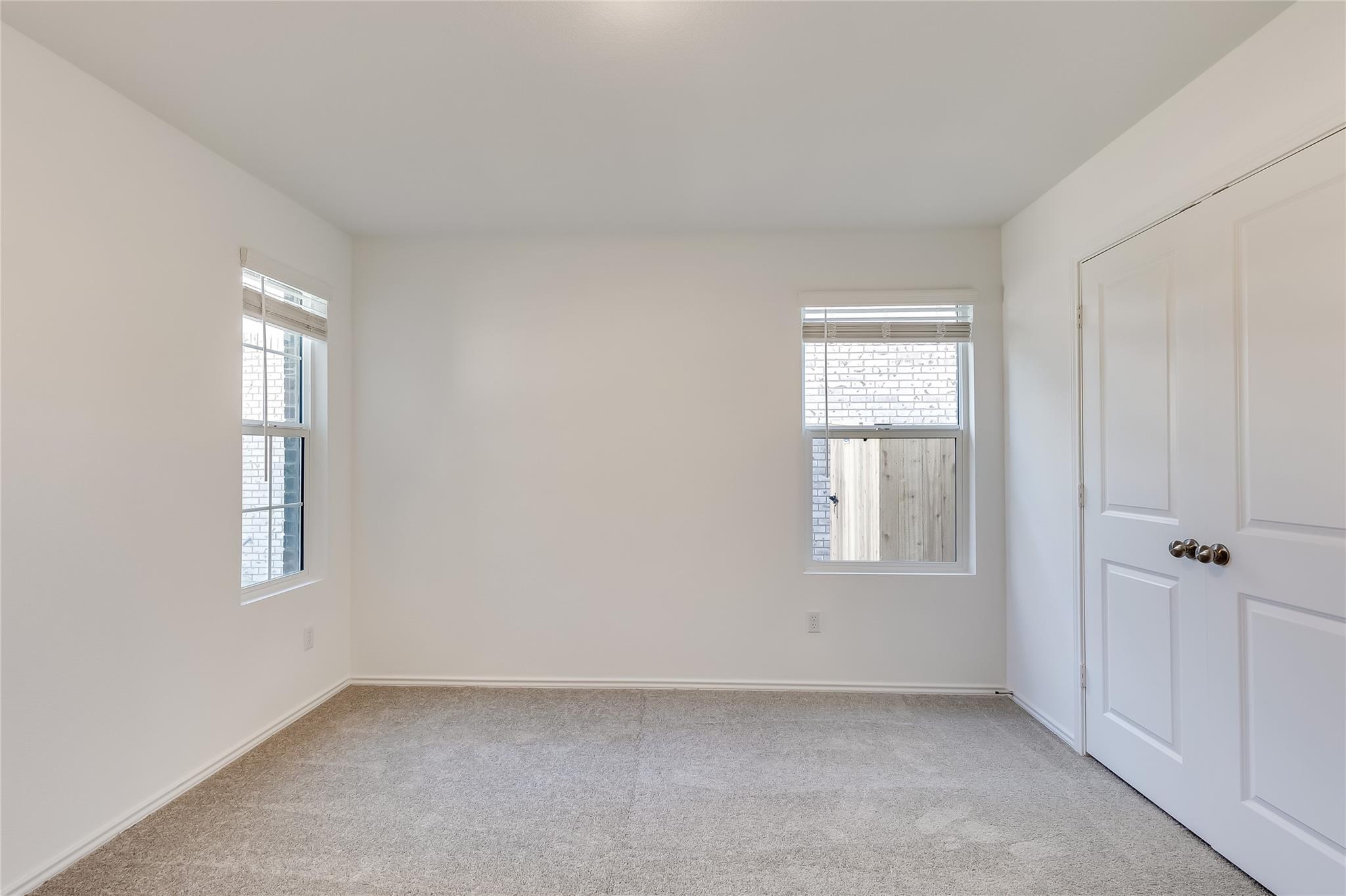 318 Canley Loop, Hutto, TX 78634