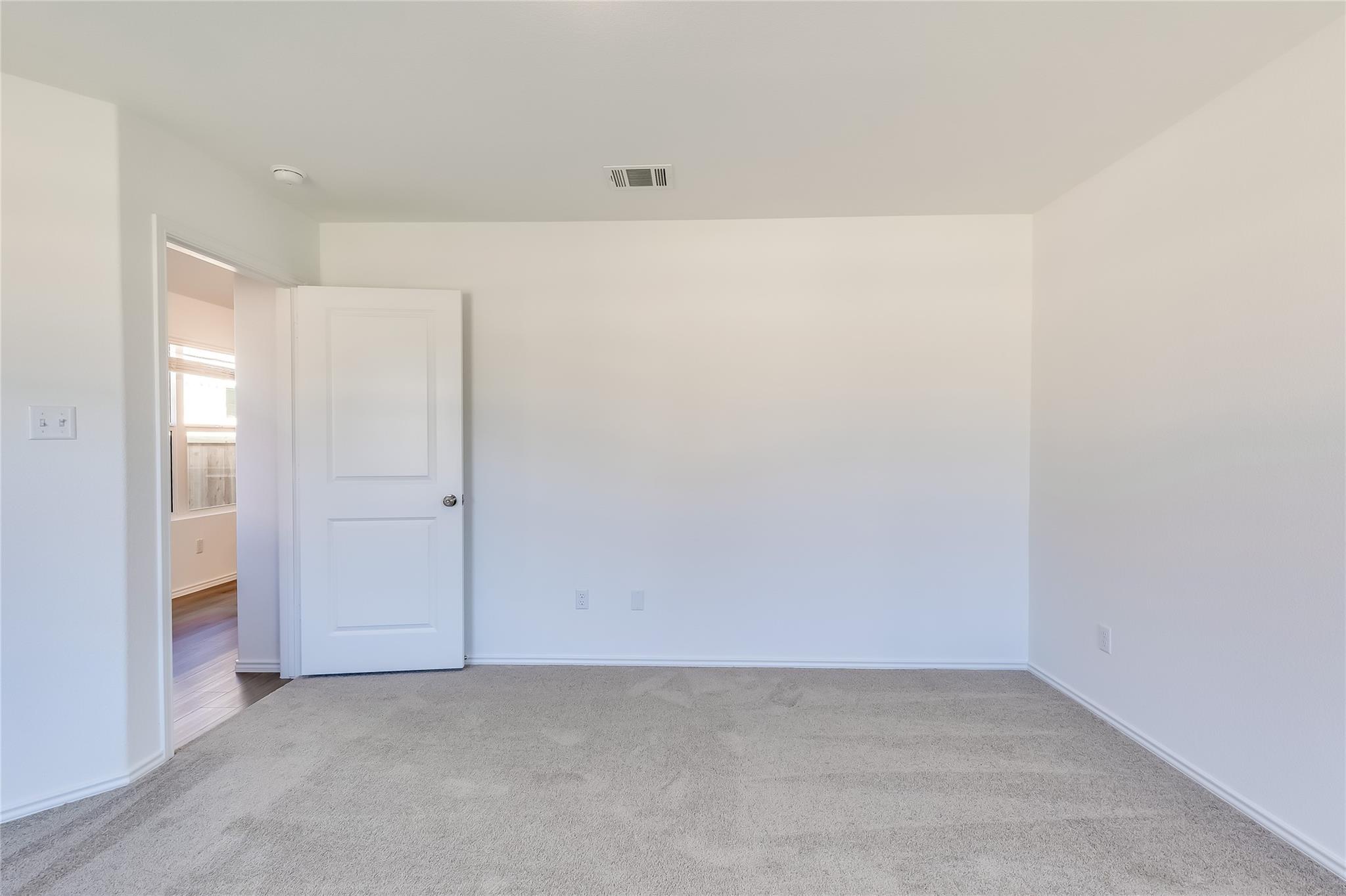 318 Canley Loop, Hutto, TX 78634