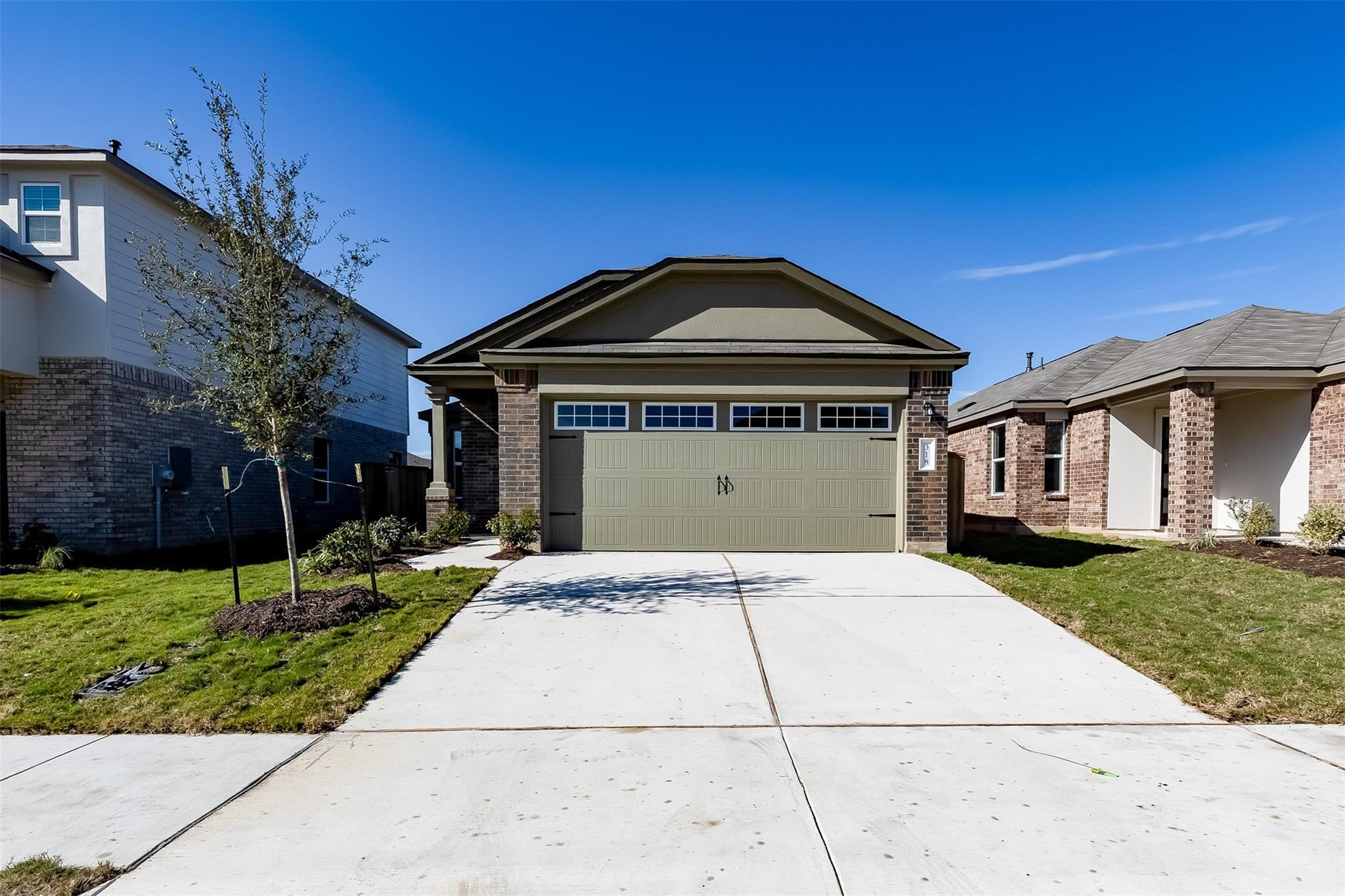 318 Canley Loop, Hutto, TX 78634