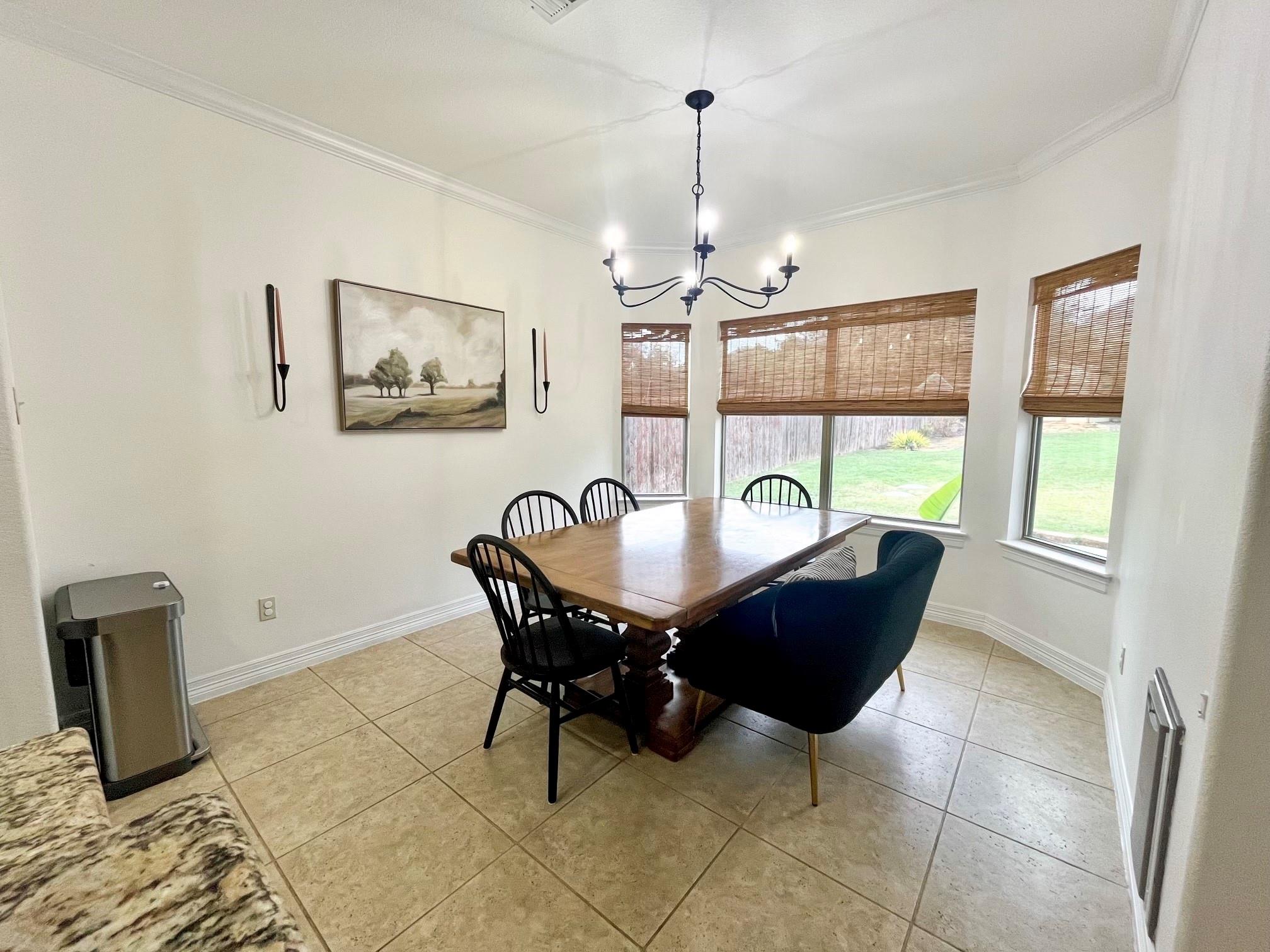 10039 Janet Loop, Dripping Springs, TX 78620