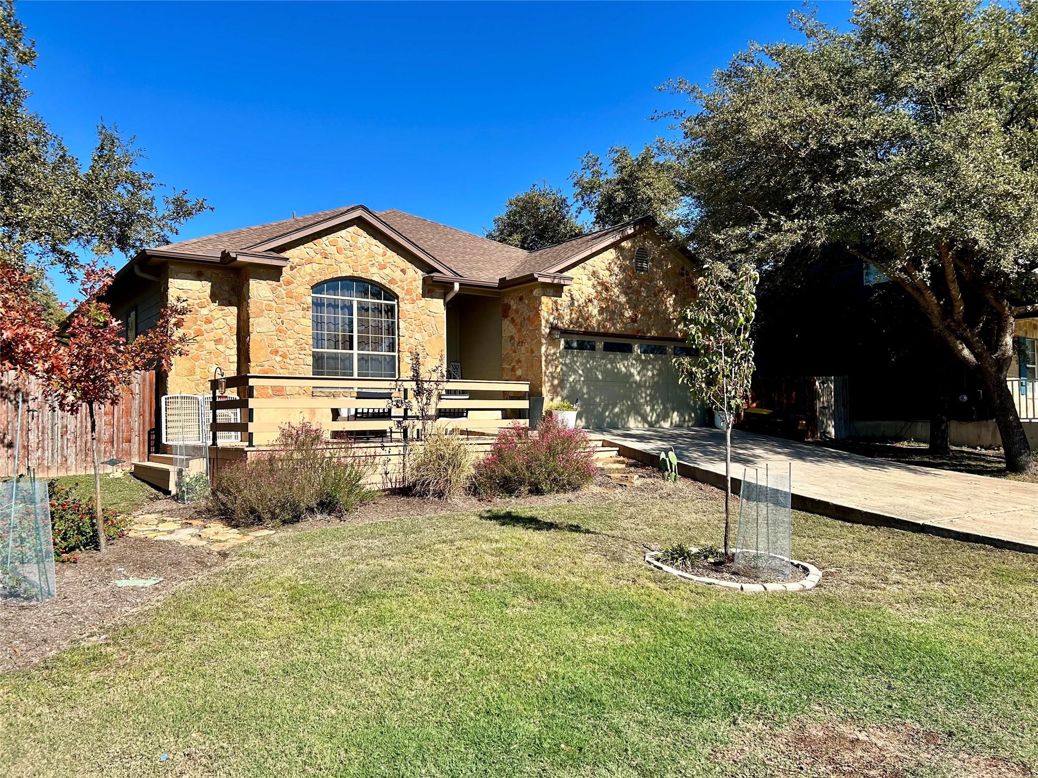 10039 Janet Loop, Dripping Springs, TX 78620
