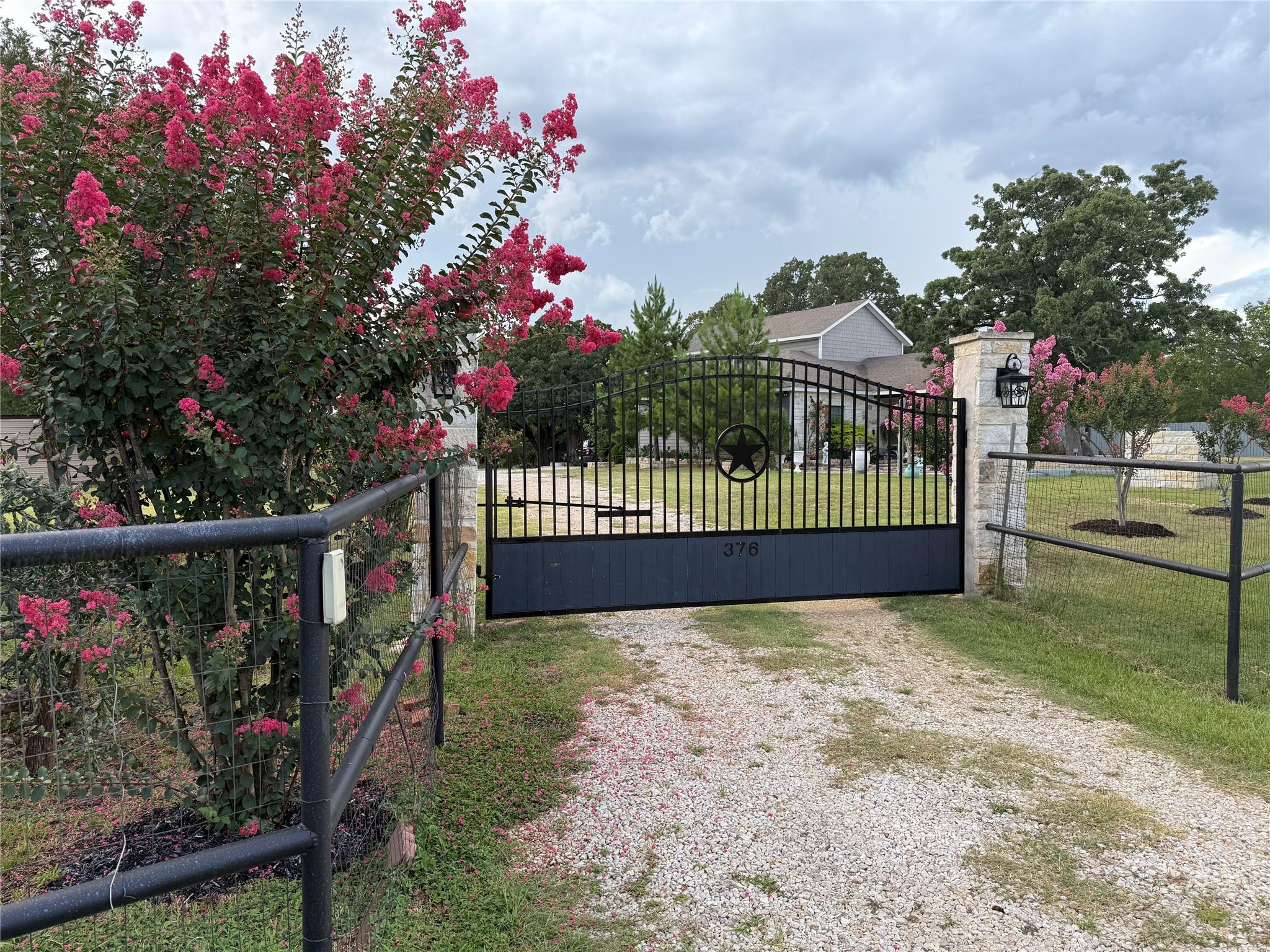376 Alta Vista Dr # B, Bastrop, TX 78602