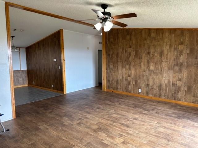 6232 Paradise Manor Cir, Marble Falls, TX 78654