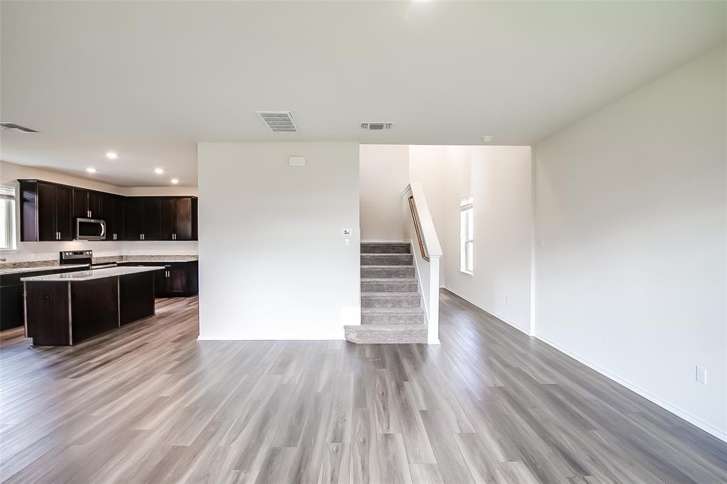 31 Pacific Loon St, Leander, TX 78641