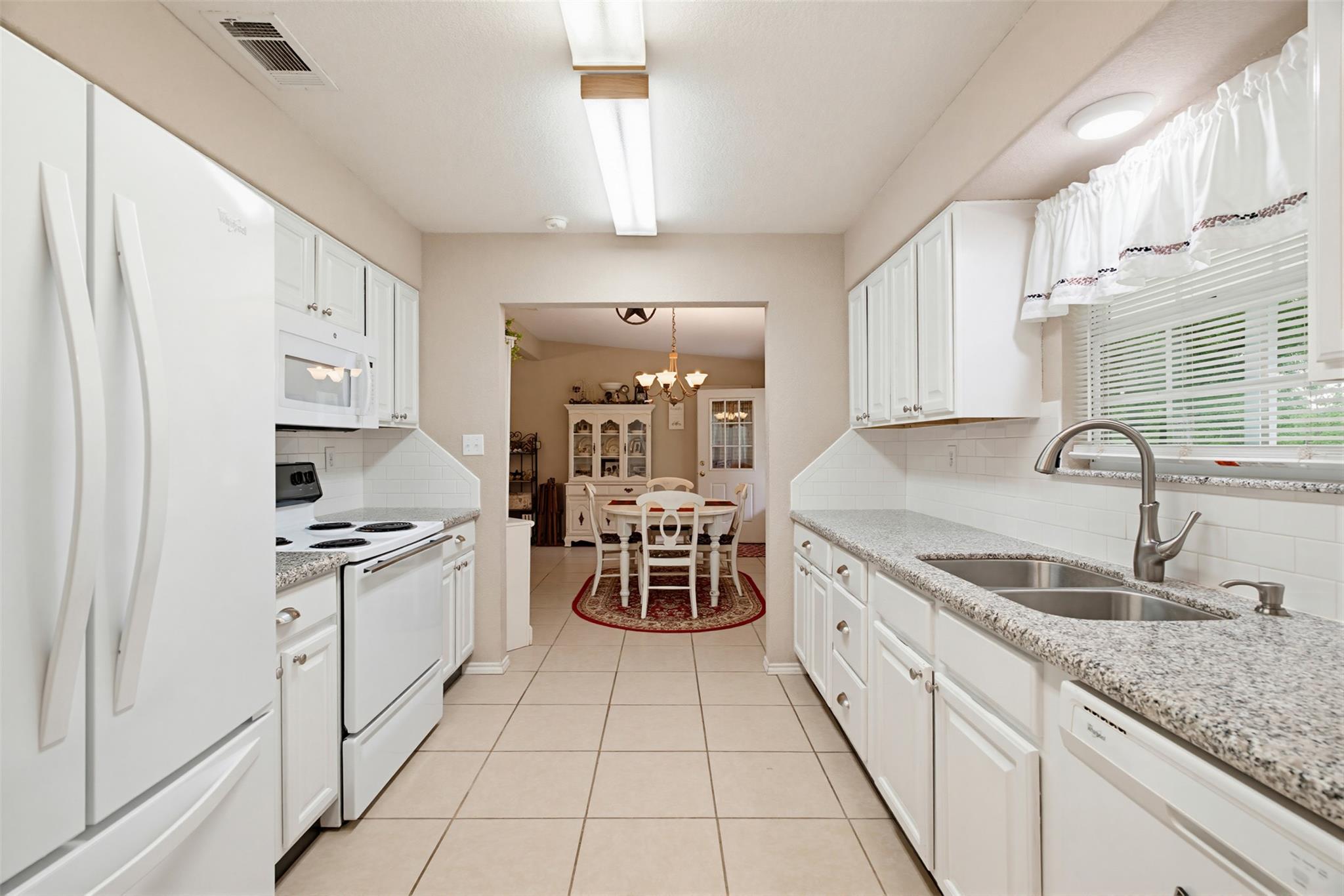 3062 S Hwy 77, Rockdale, TX 76567
