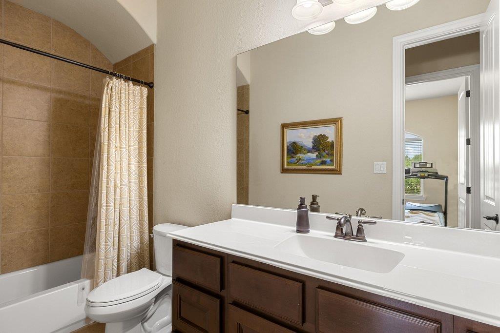 265 Magnolia Blossom Cv, Driftwood, TX 78619