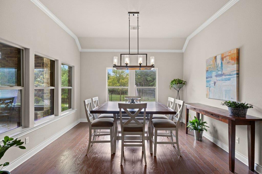 265 Magnolia Blossom Cv, Driftwood, TX 78619