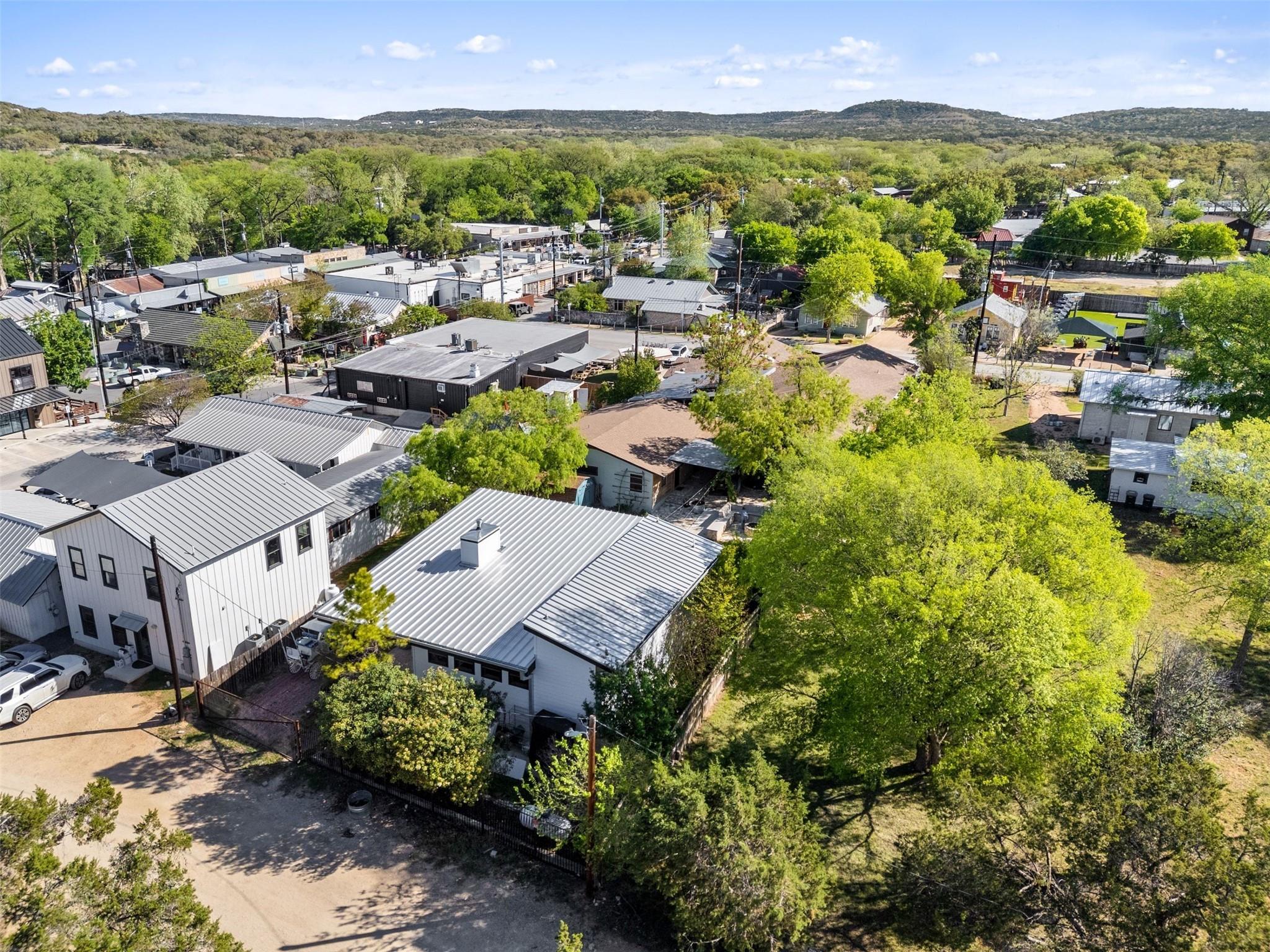 110 Oak Dr, Wimberley, TX 78676