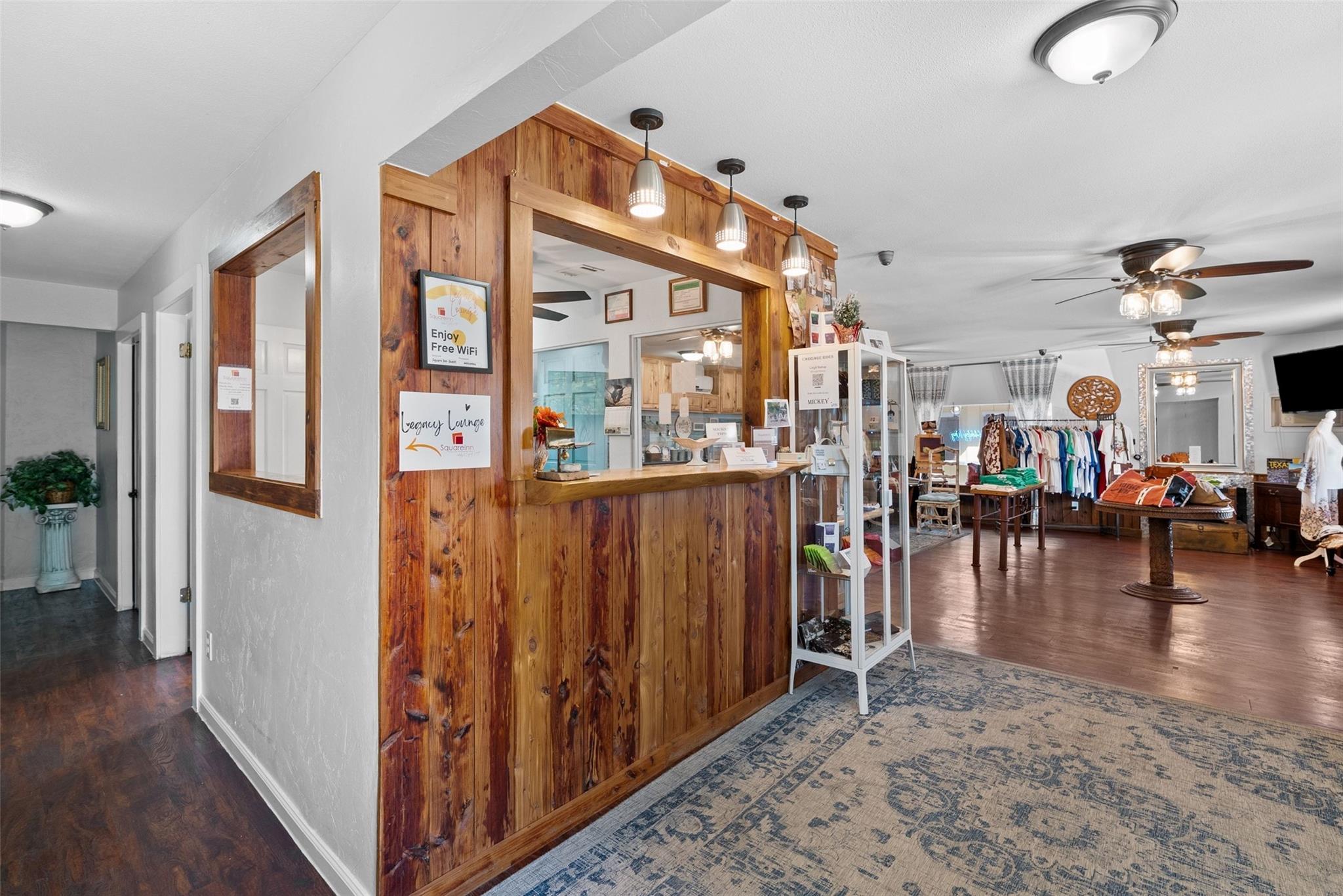 110 Oak Dr, Wimberley, TX 78676