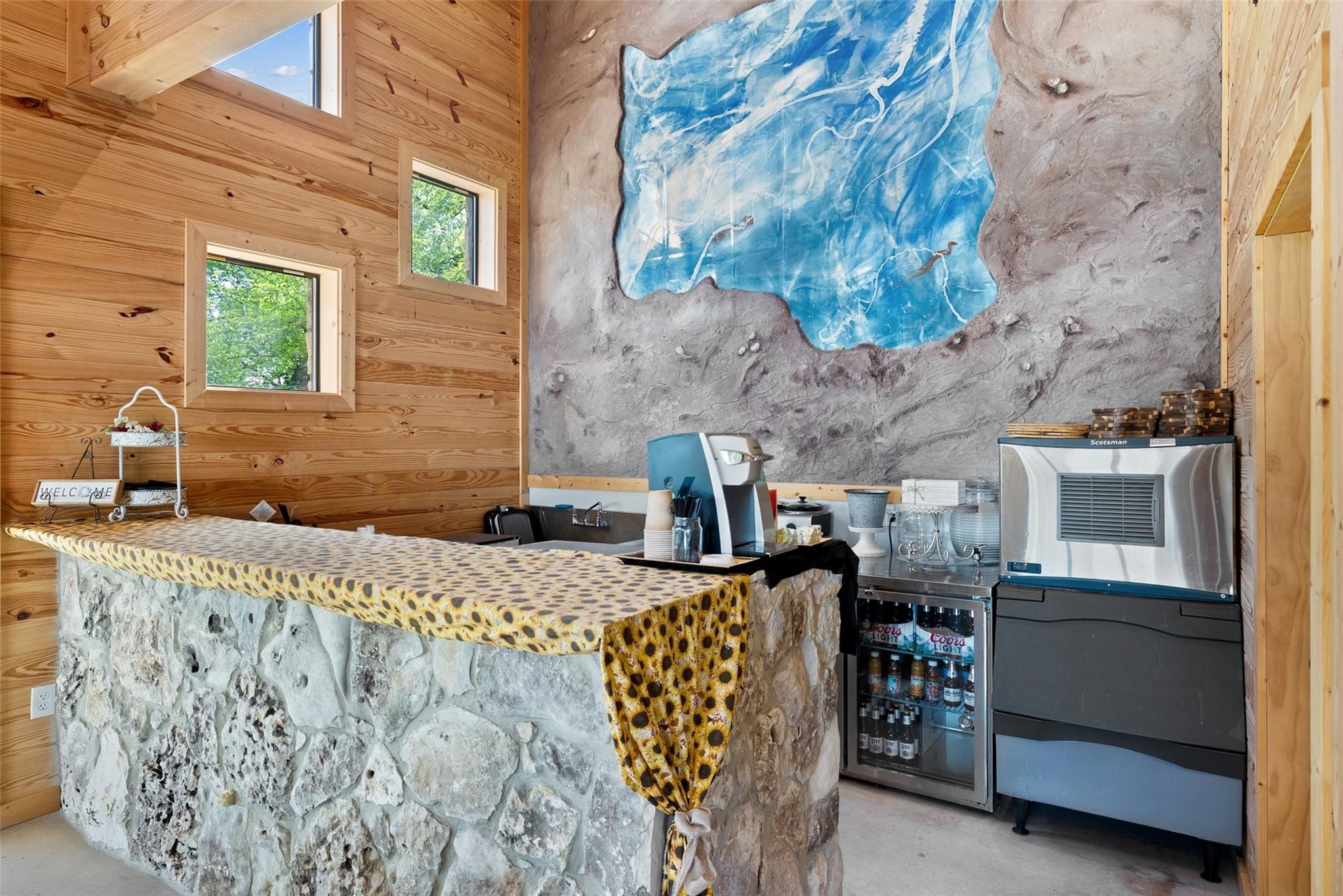 110 Oak Dr, Wimberley, TX 78676