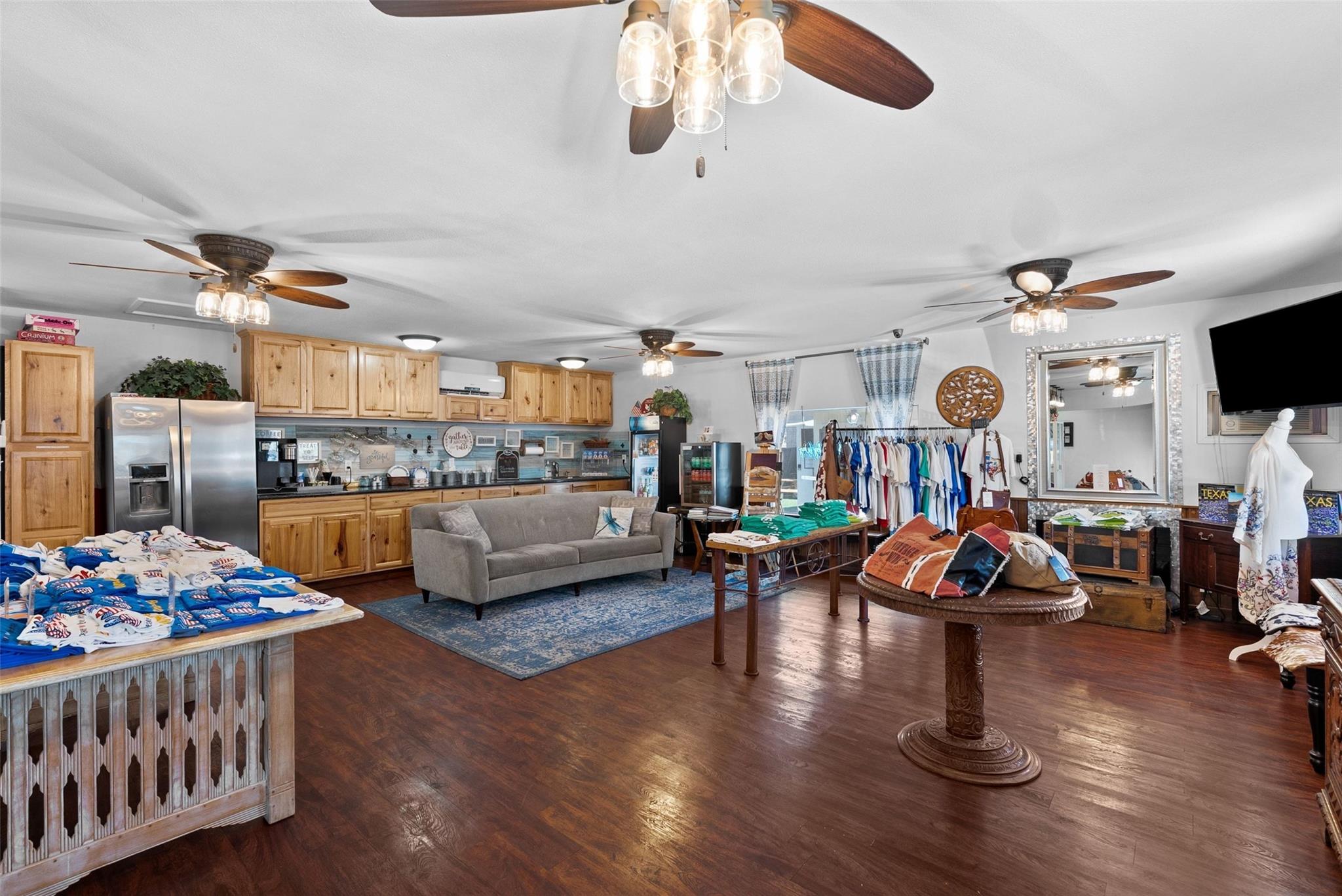 110 Oak Dr, Wimberley, TX 78676