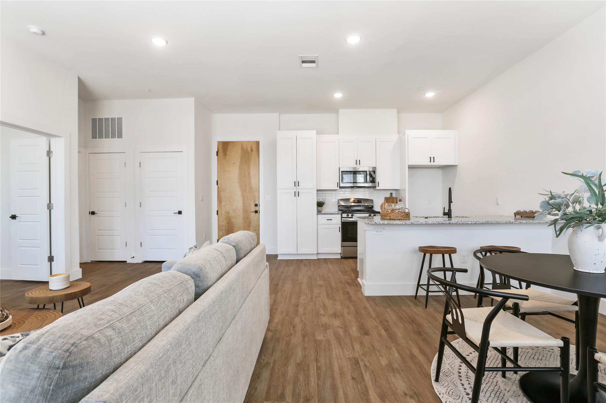 1811 Webberville Rd # 1209, Austin, TX 78721