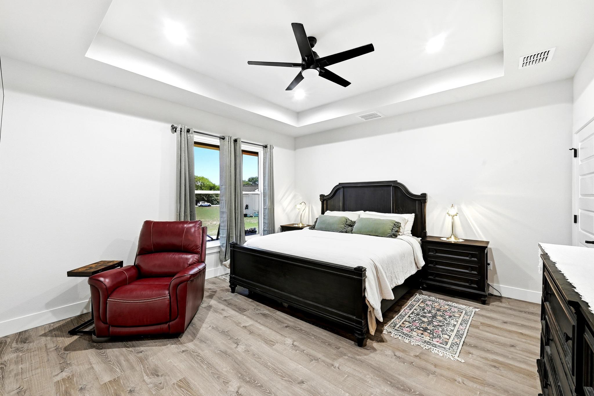 2889 Old McMahan Rd, Lockhart, TX 78644