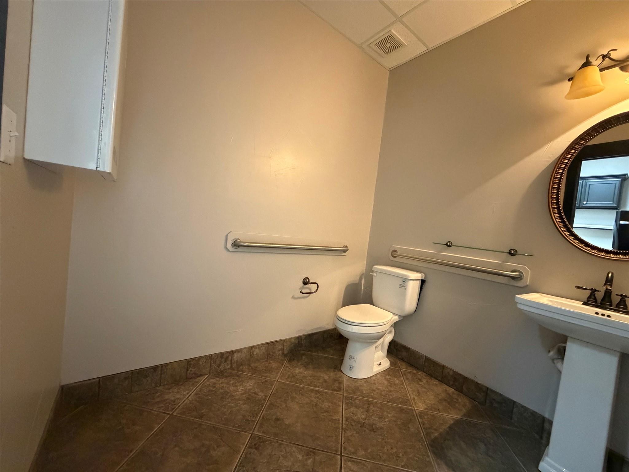 210 Highway 79 # 103, 104, 203, 204, Hutto, TX 78634
