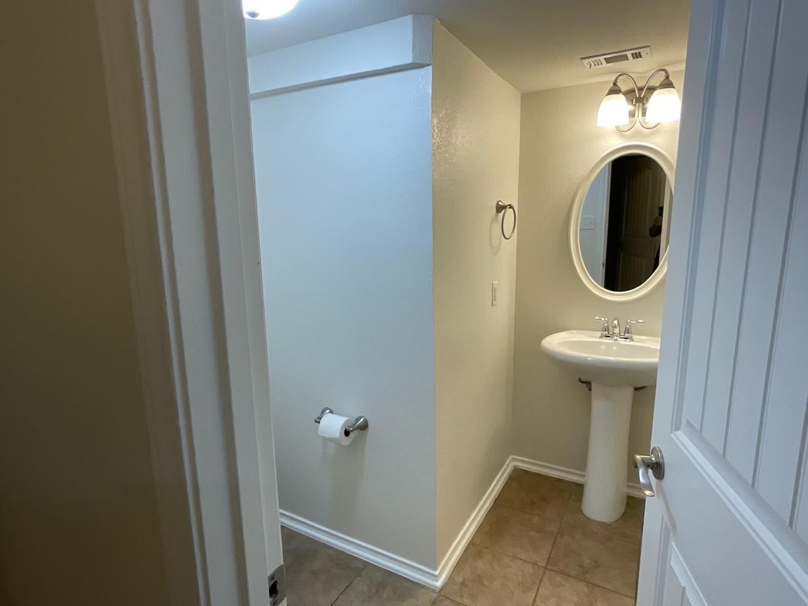 1054 Dorn, Kyle, TX 78640